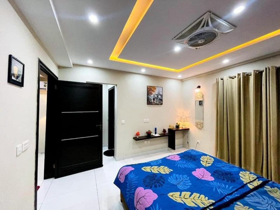Lavish Luxury view 5