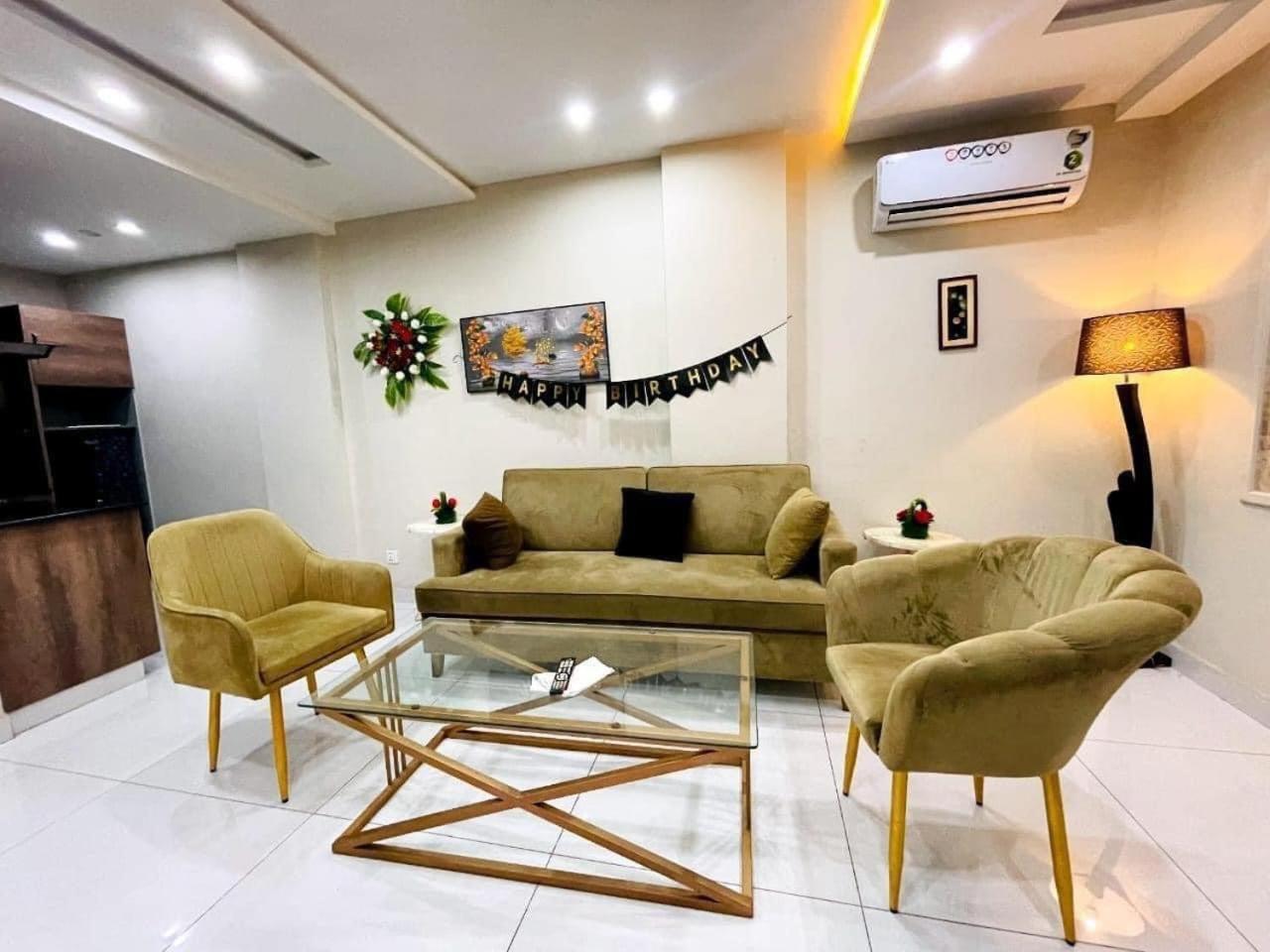 Lavish Luxury view 3
