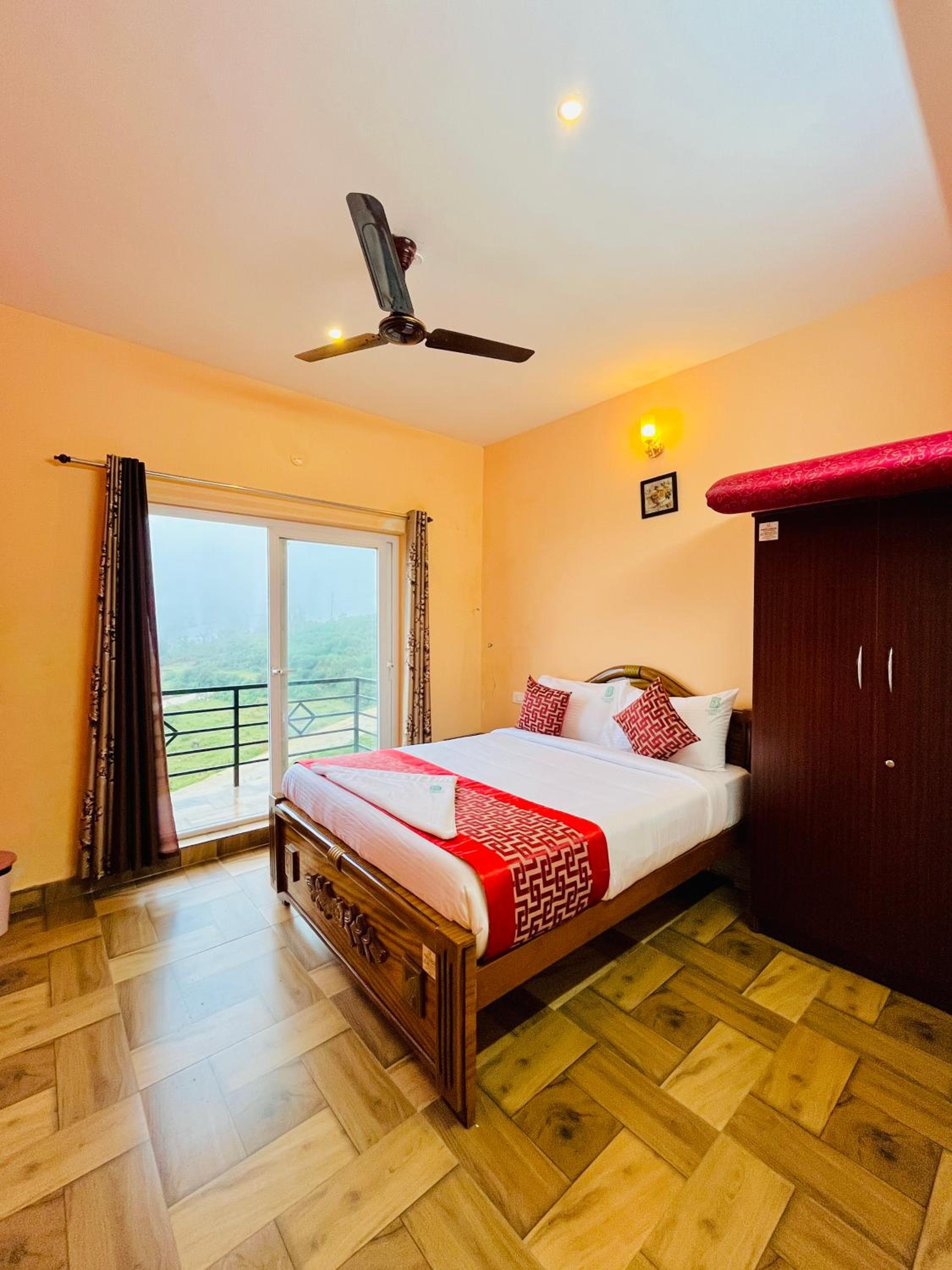 Kodai sunrise valley view view 3
