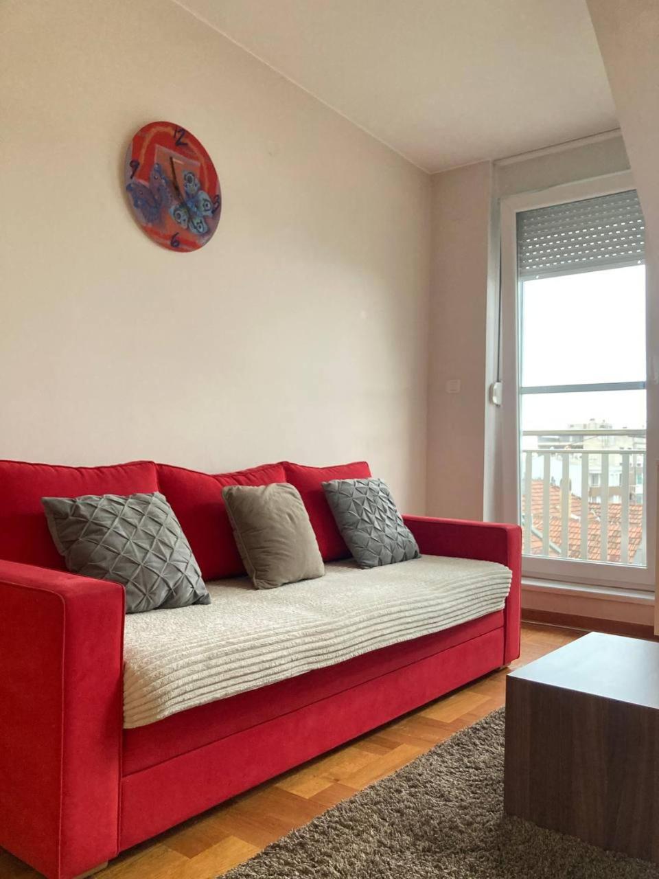 Apartmani Novi Sad Center Kosovska view 4
