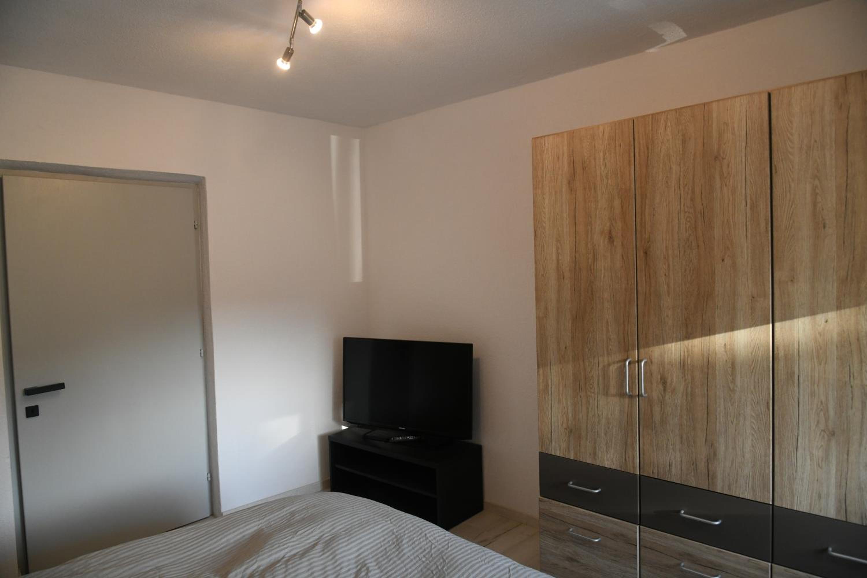 Conveniently Located Alpine Apartment