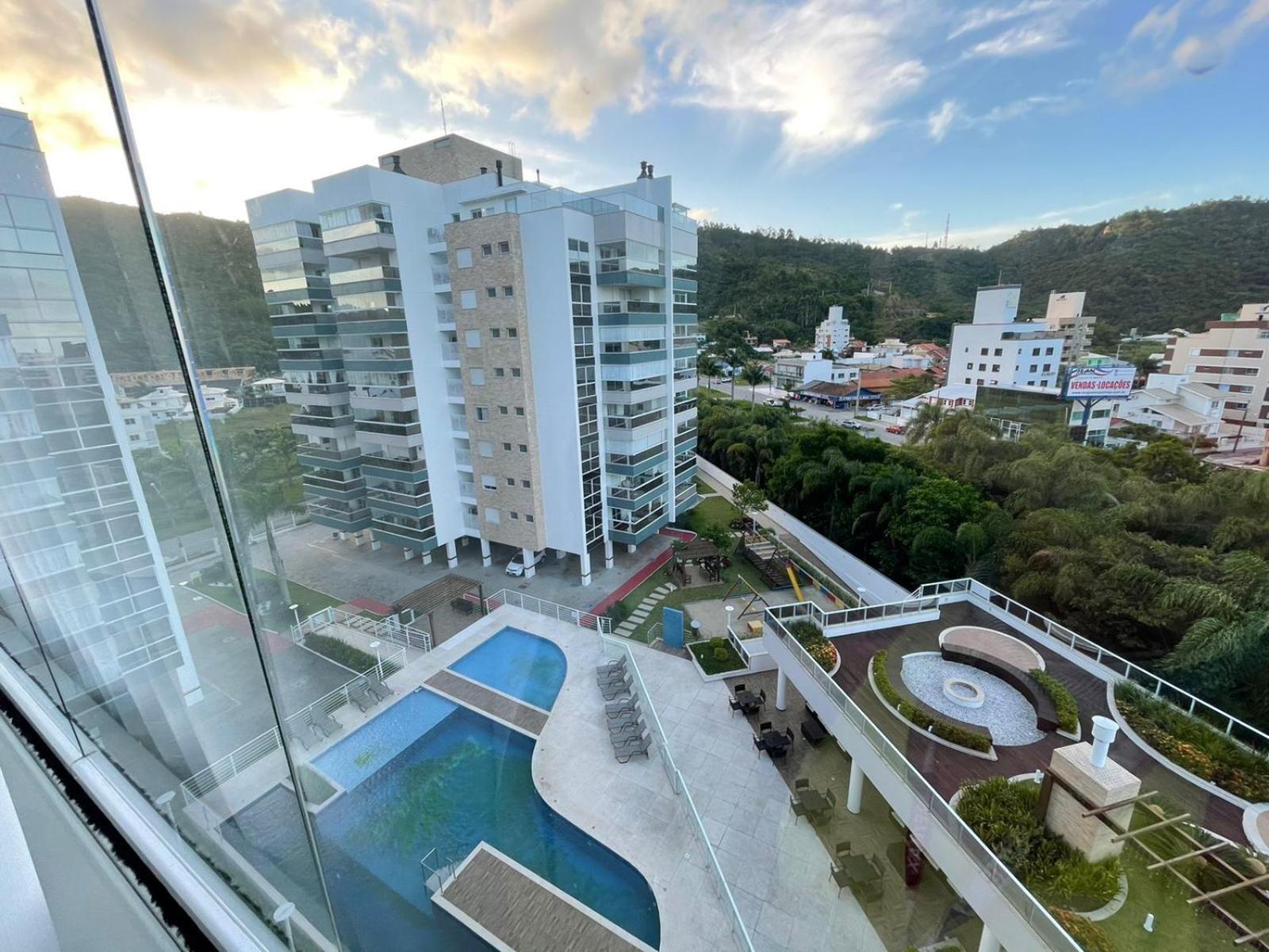 Cód 61 - Excelente apartamento com 2 suítes