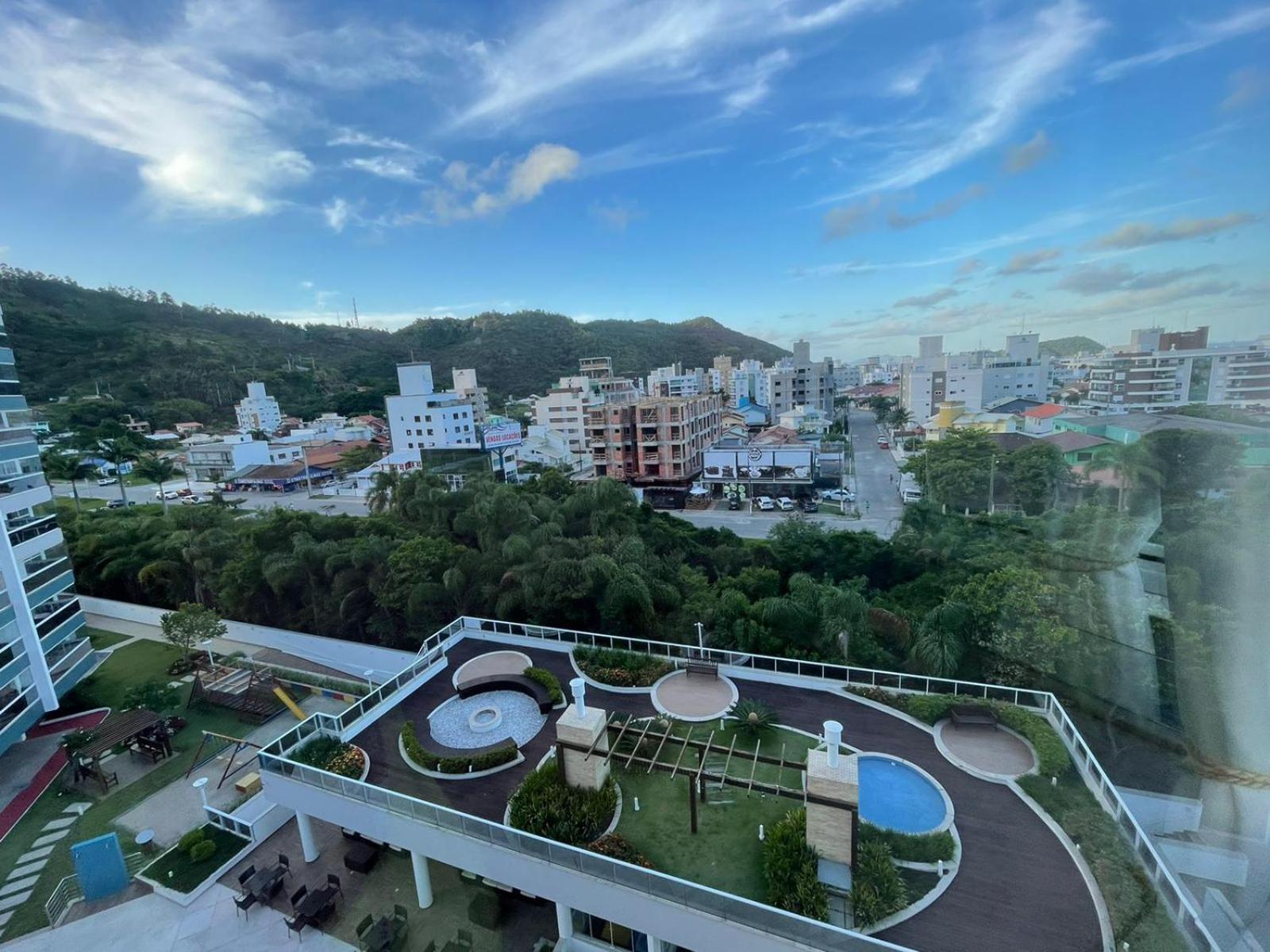 Cód 61 - Excelente apartamento com 2 suítes