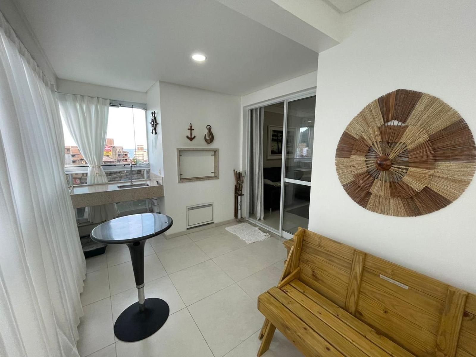 Cód 61 - Excelente apartamento com 2 suítes