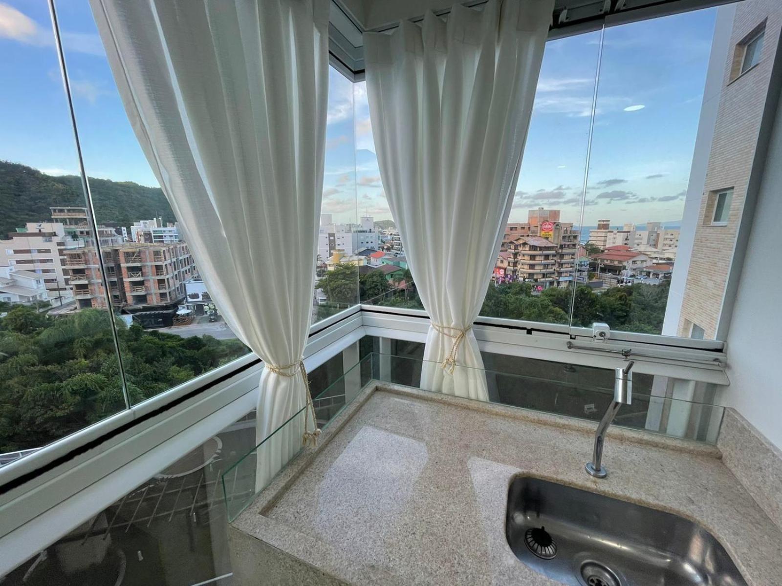 Cód 61 - Excelente apartamento com 2 suítes