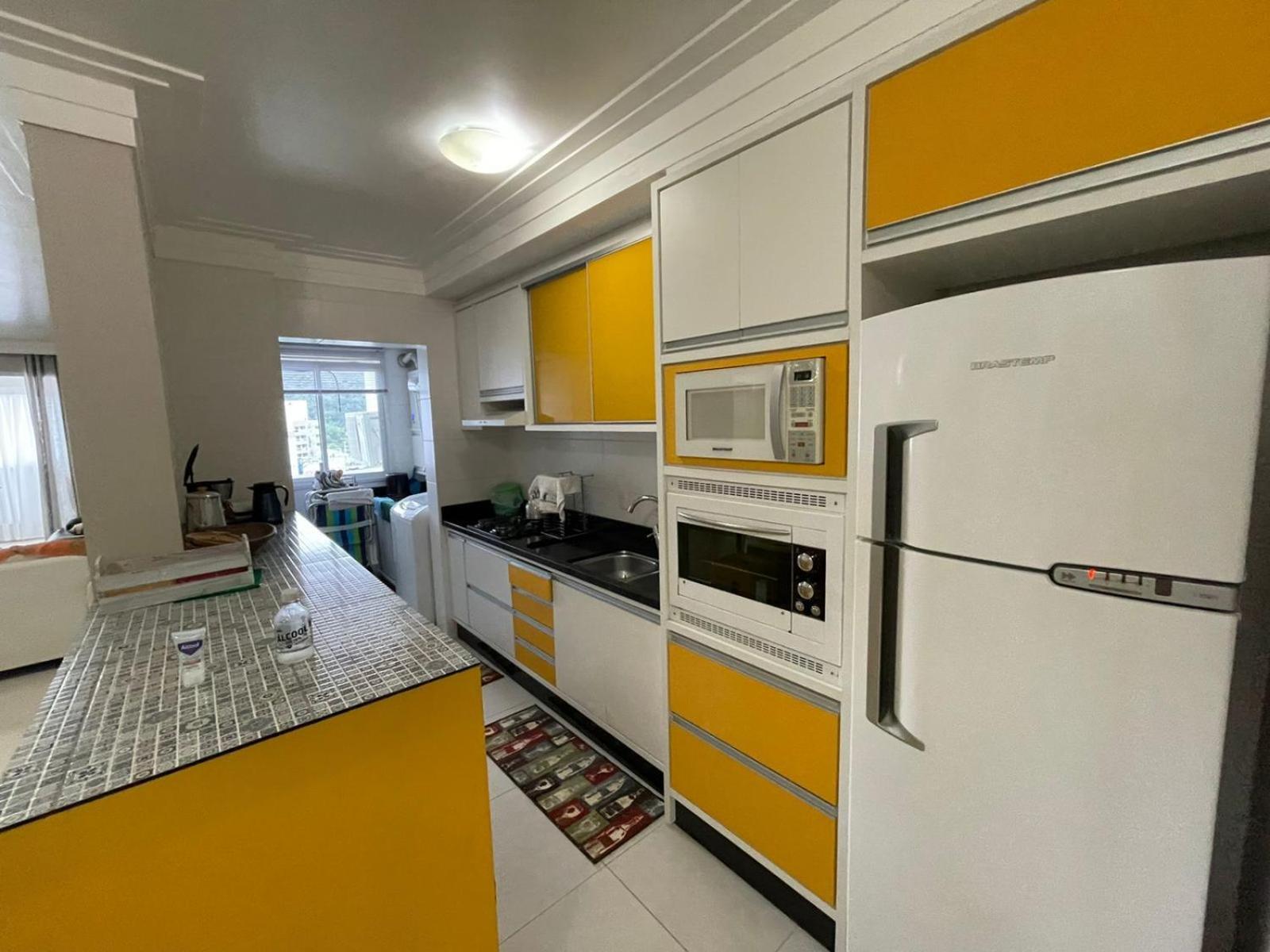 Cód 61 - Excelente apartamento com 2 suítes
