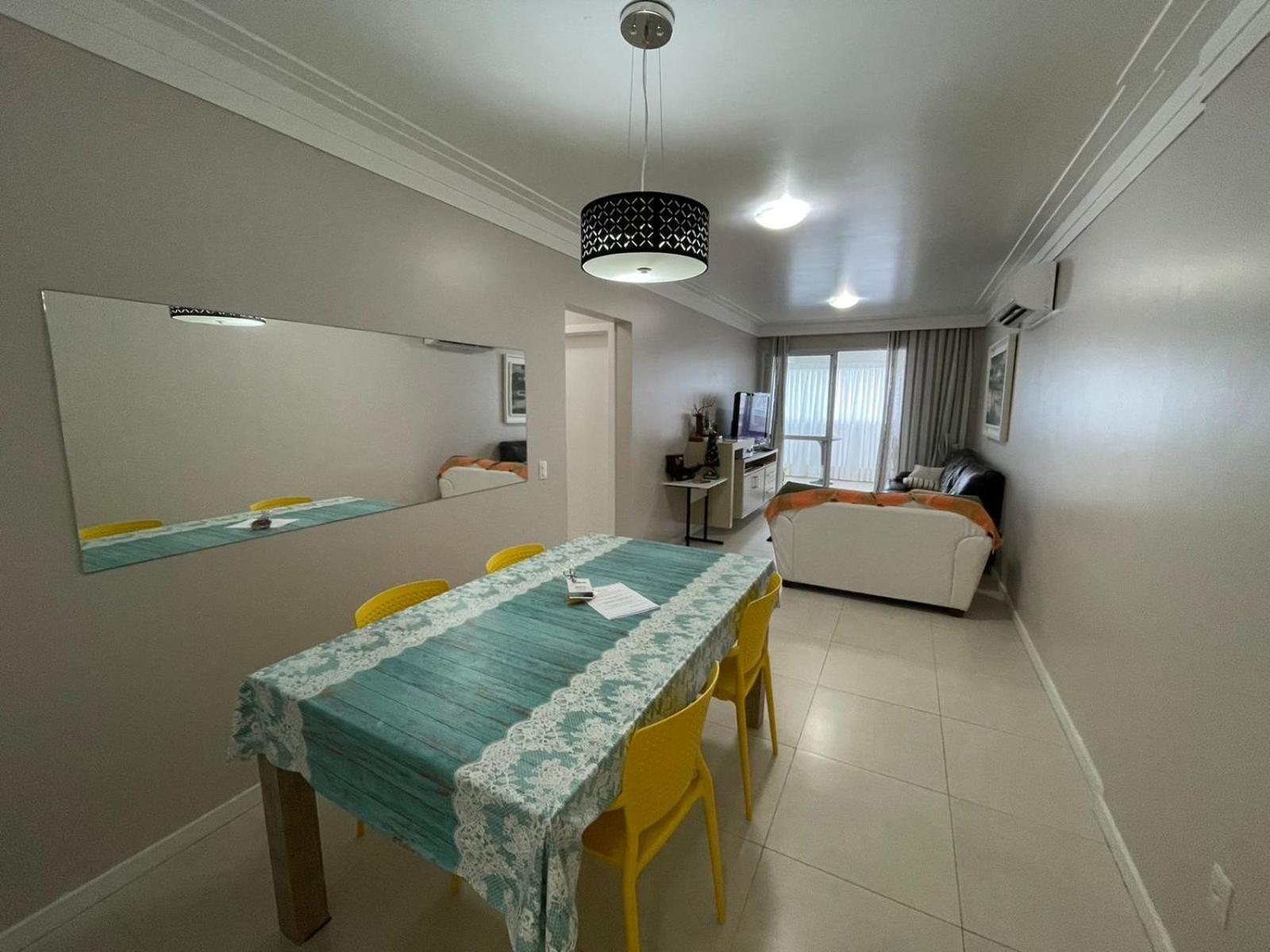 Cód 61 - Excelente apartamento com 2 suítes