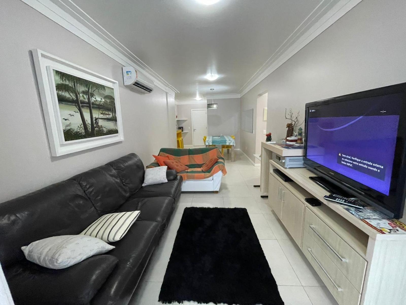 Cód 61 - Excelente apartamento com 2 suítes