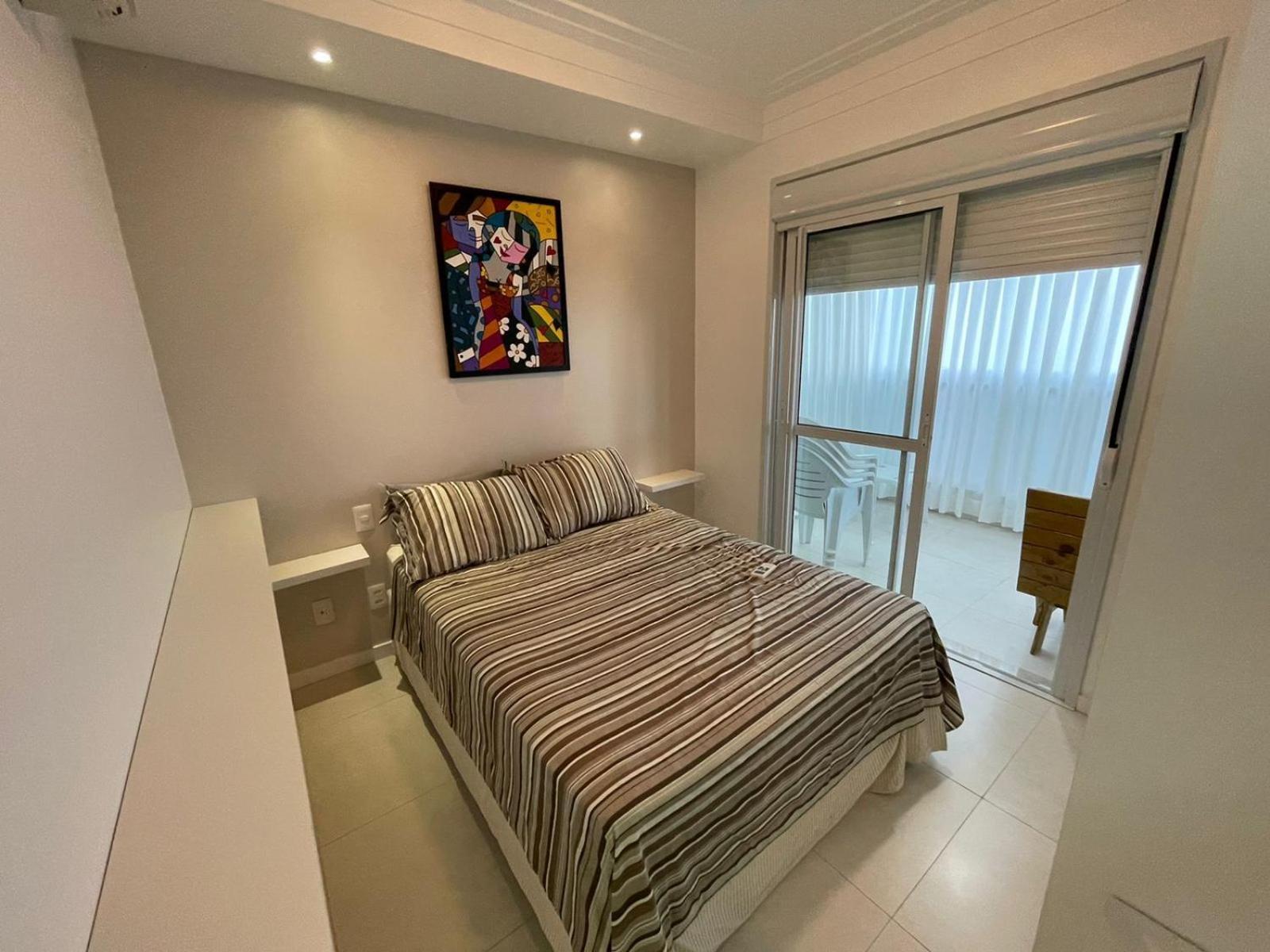 Cód 61 - Excelente apartamento com 2 suítes