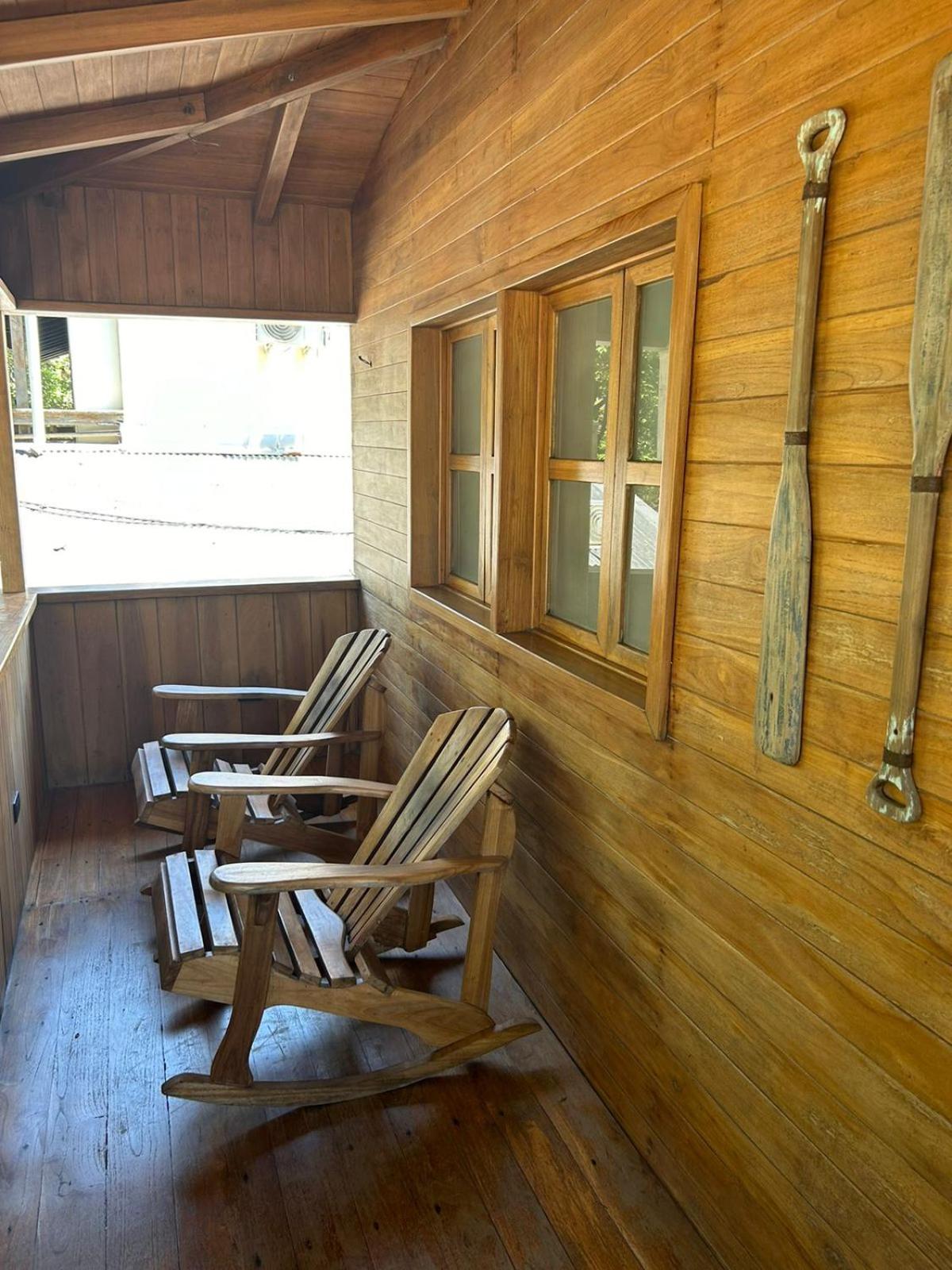 Casa Aura Beachfront B&B