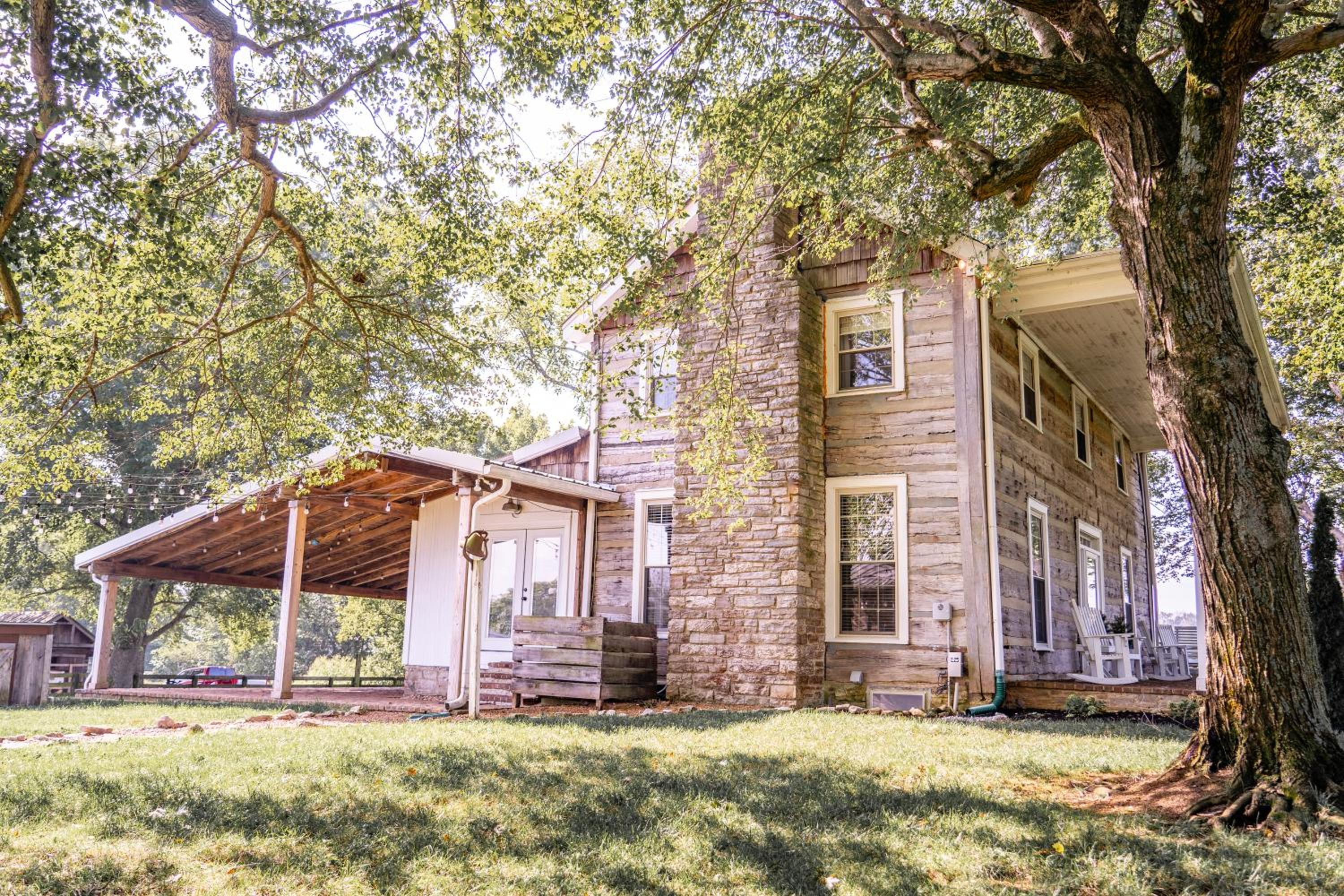 Muletown Manor