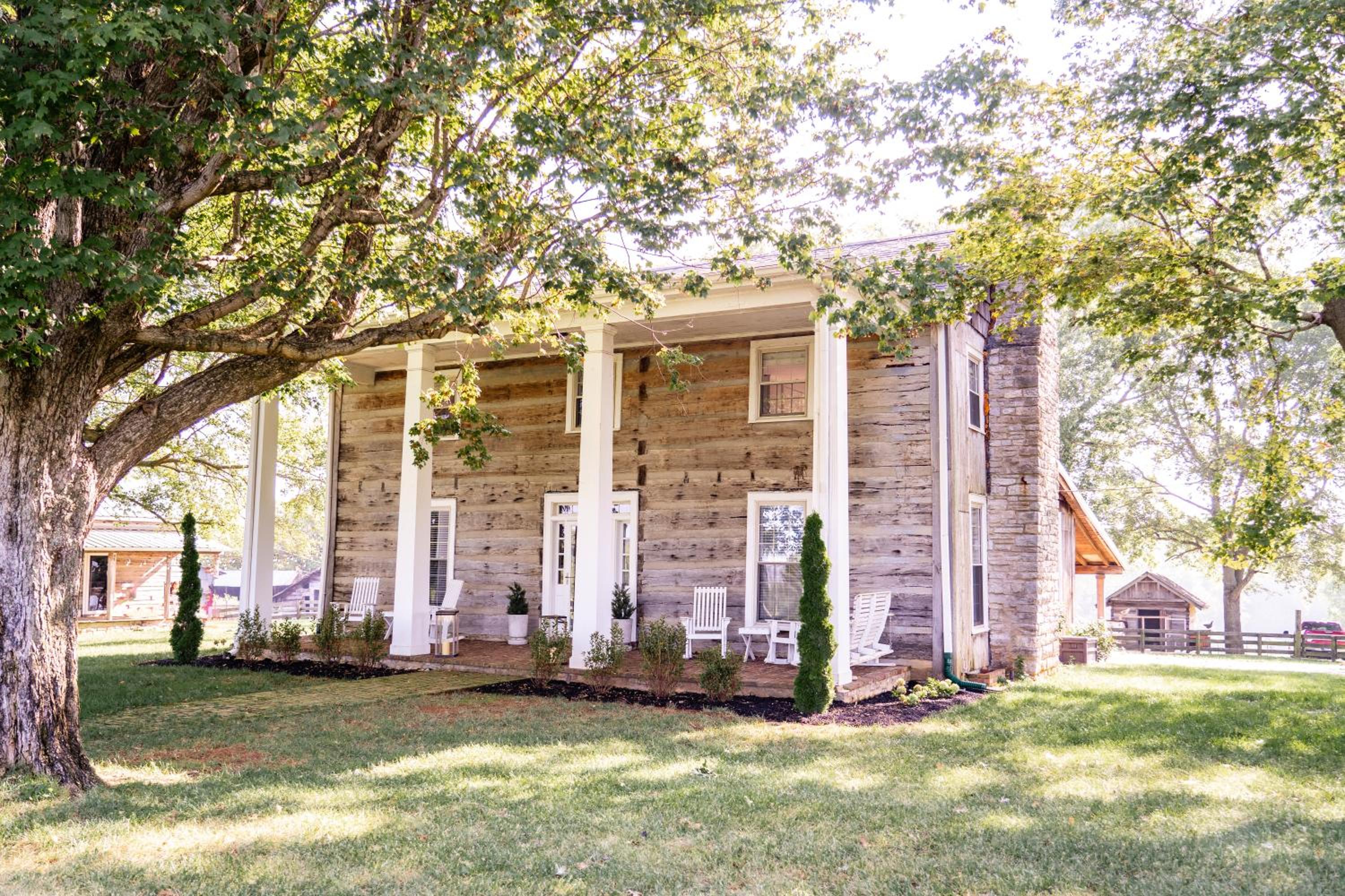 Muletown Manor