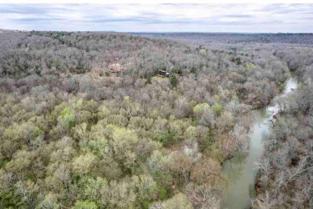 Hill Top Lodging Romantic Getaway Cabin view 5