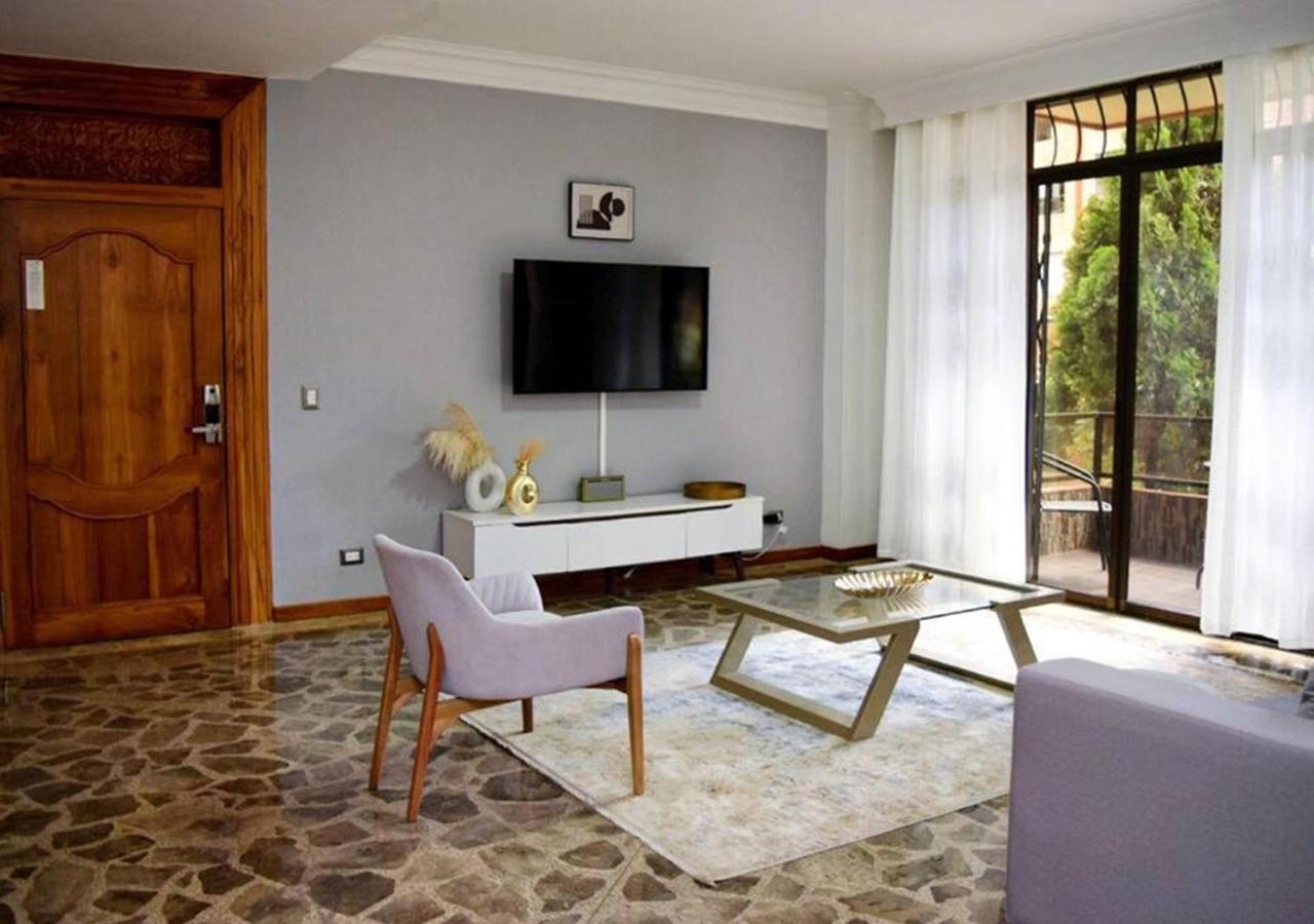 Amazing 3 Bedroom Apartment in El Poblado