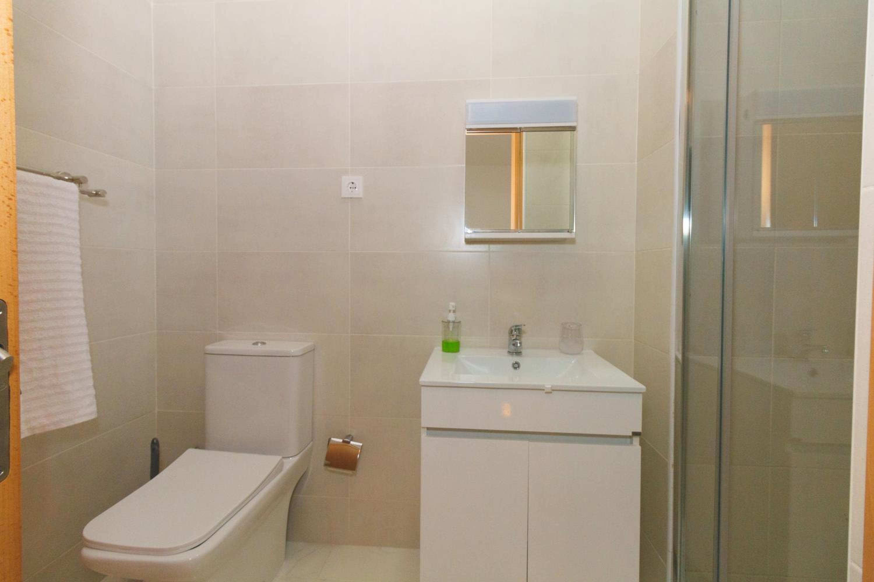 Brand New Spacious T3 Apartment in Santa Maria