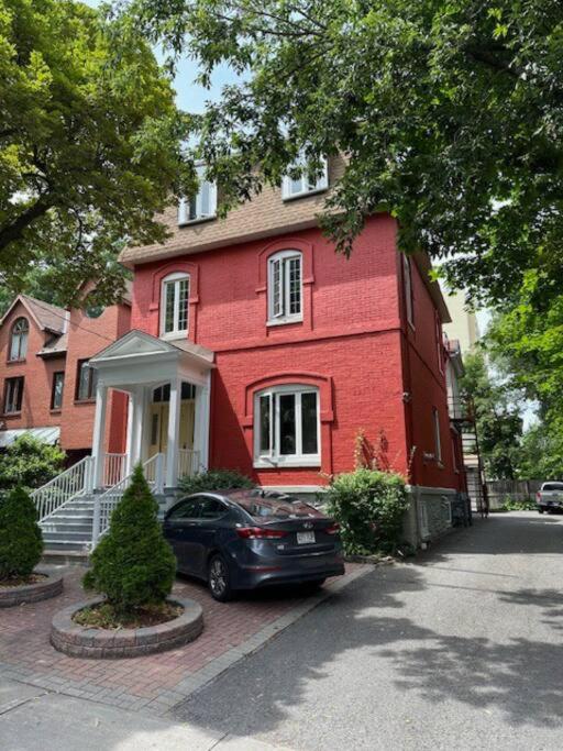 New, Private Stay Downtown Ottawa - minimum 30 day stay