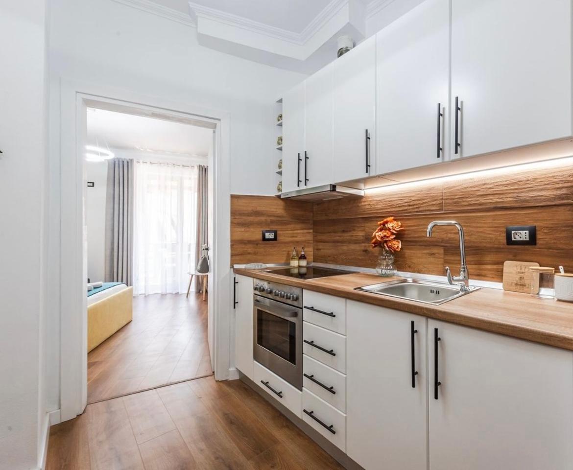 Zoe Apartment at City Center