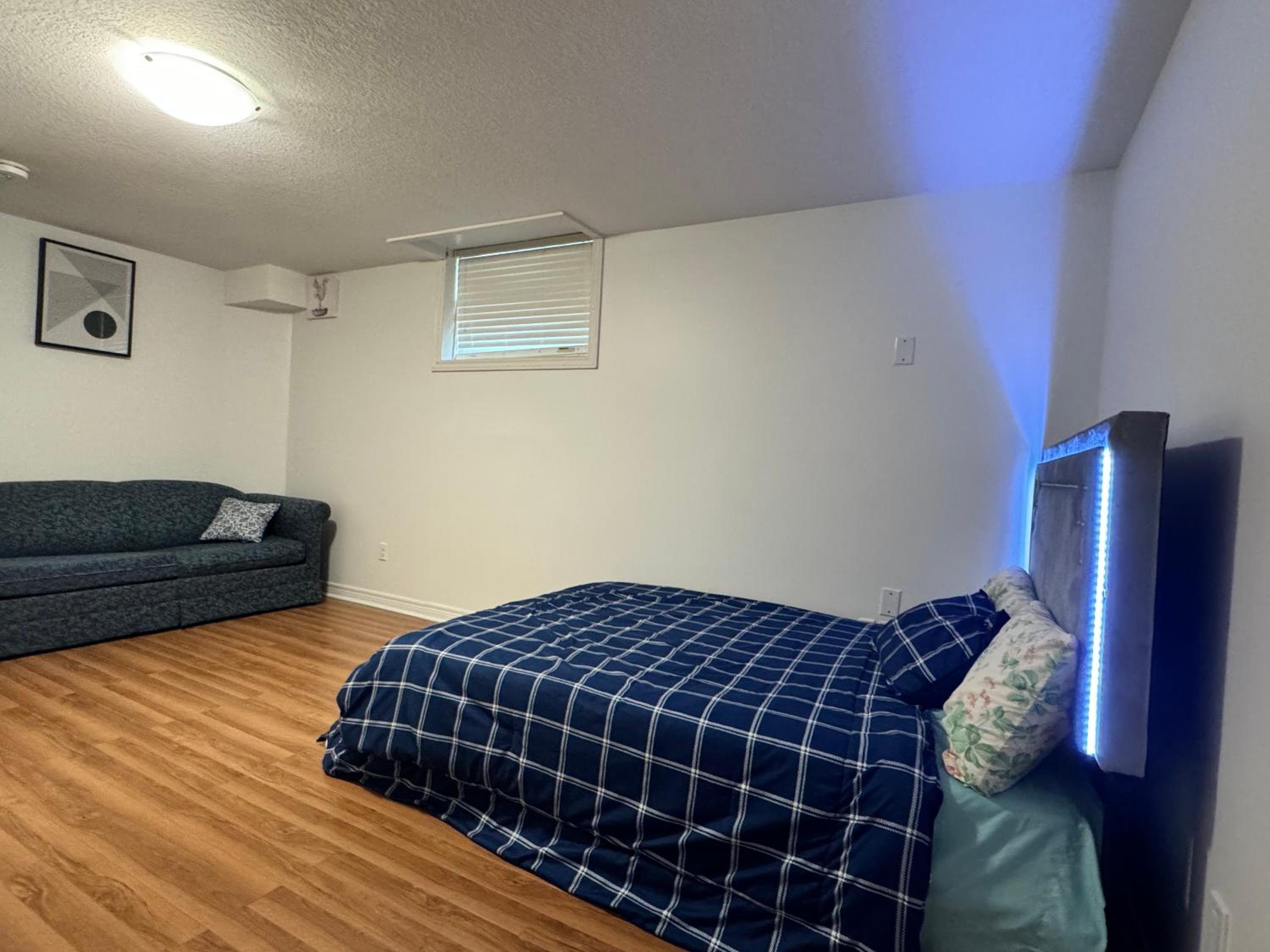 Cozy Haven 2 bedroom Basement apartment with Treated water