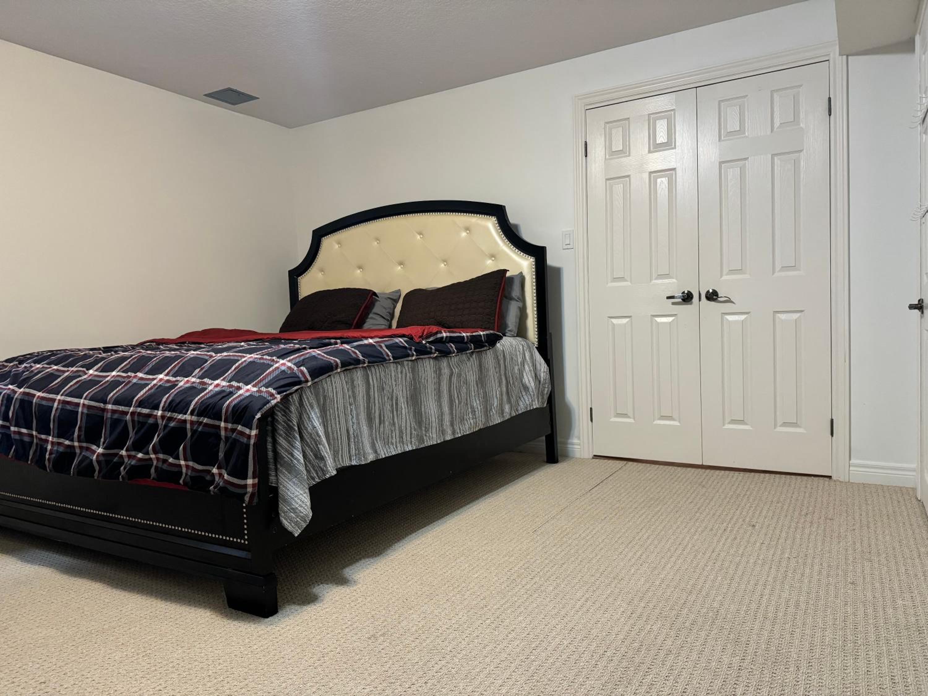 Cozy Haven 2 bedroom Basement apartment with Treated water