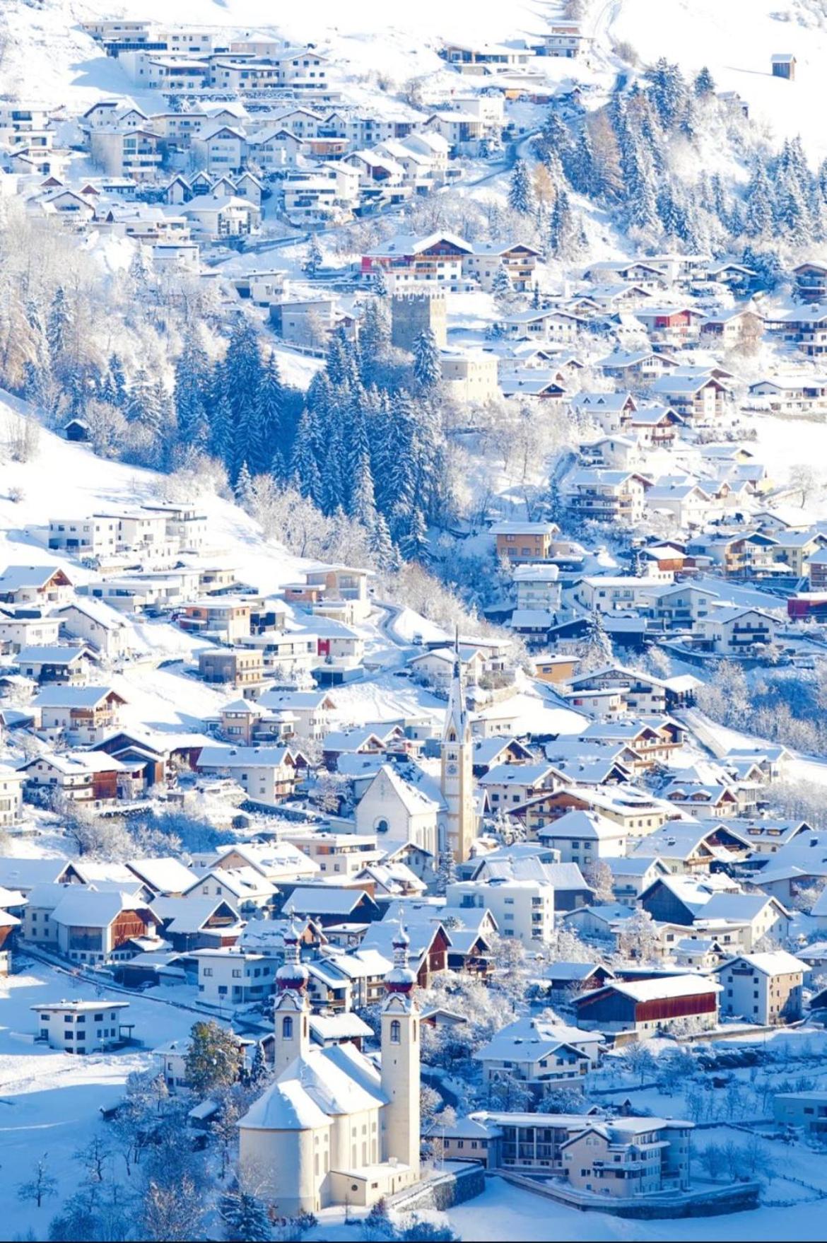 Apart Alpine Retreat 2