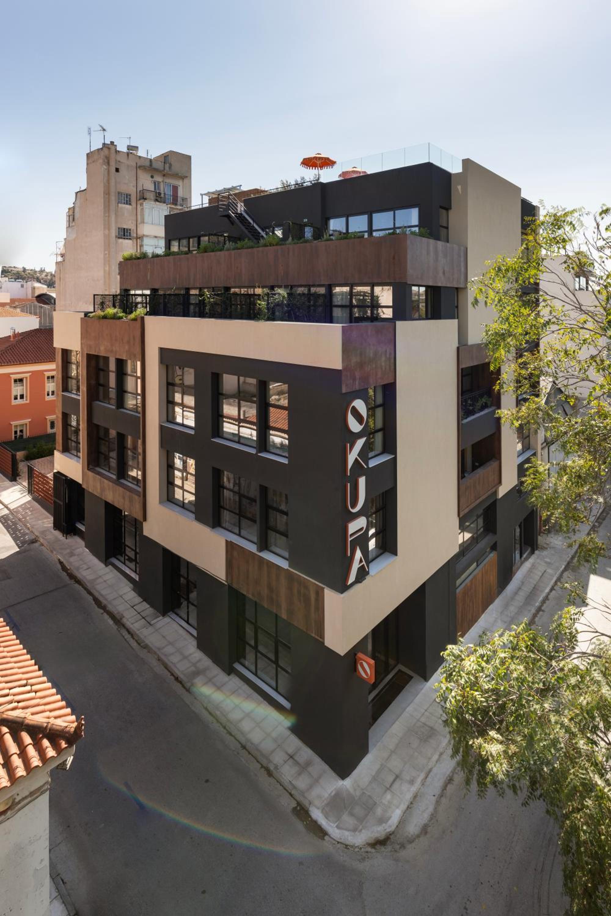 Hotel Okupa - Image 1