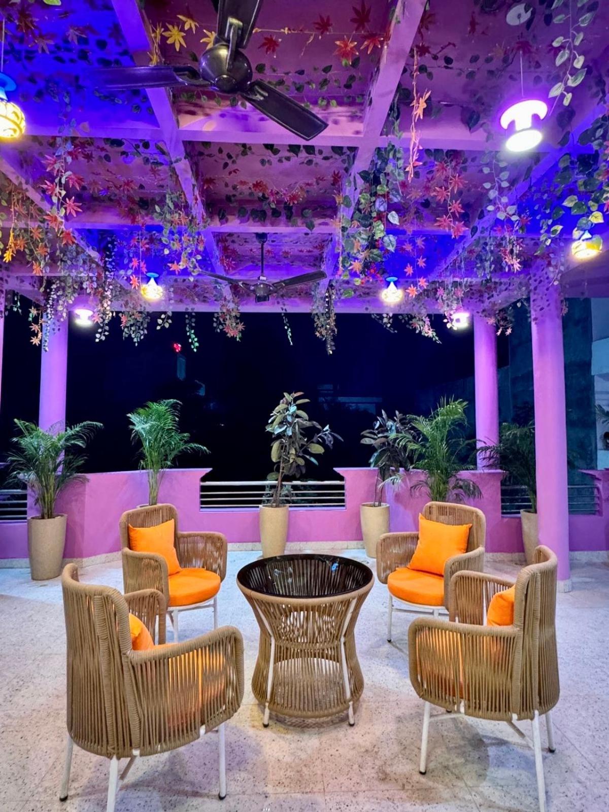 Flamingo Villa
