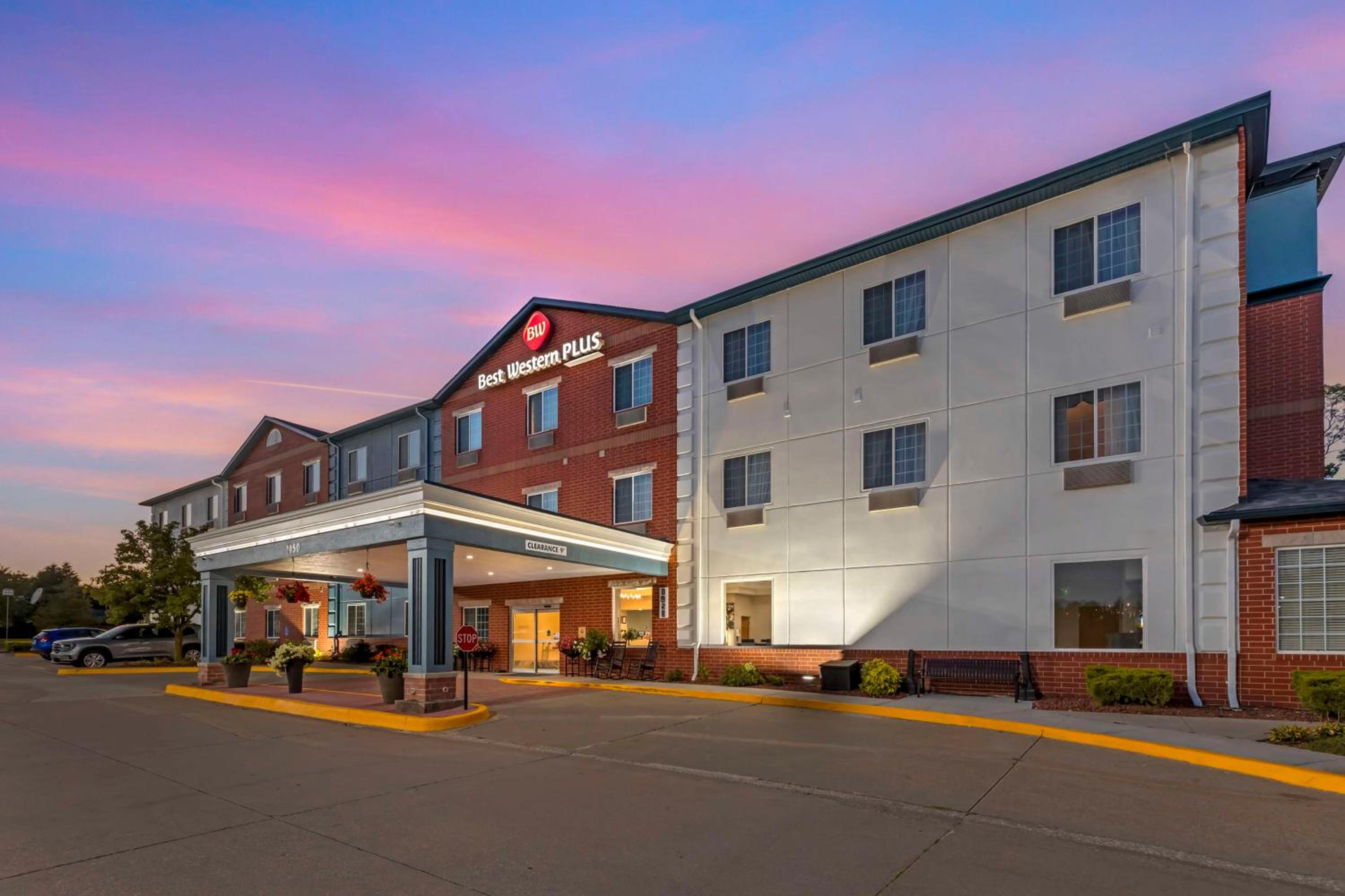 Hotel Best Western Plus Des Moines West Inn & Suites