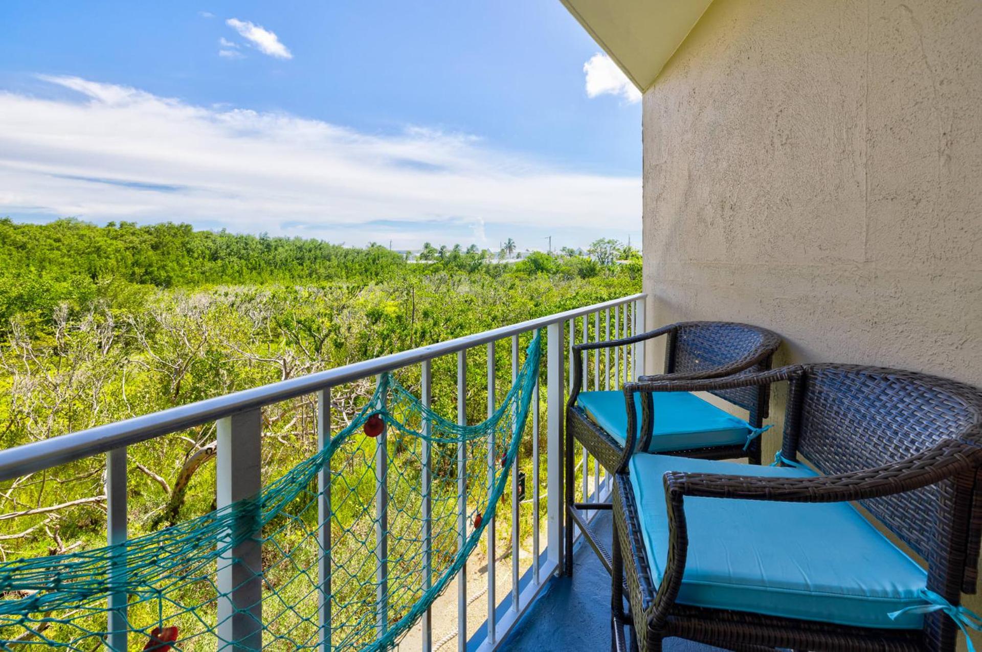 Paradise Palms Ocean Pointe 1206 view 4