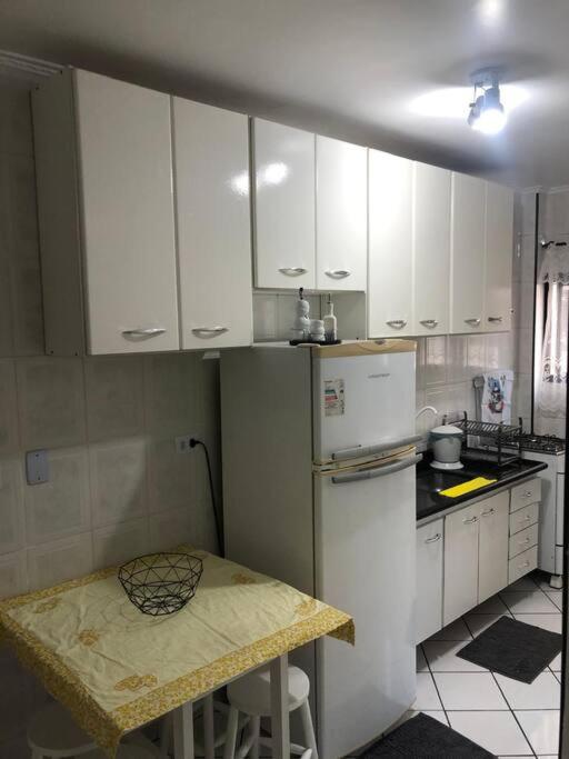 Apto 1 Dorm a 1 quadra da praia