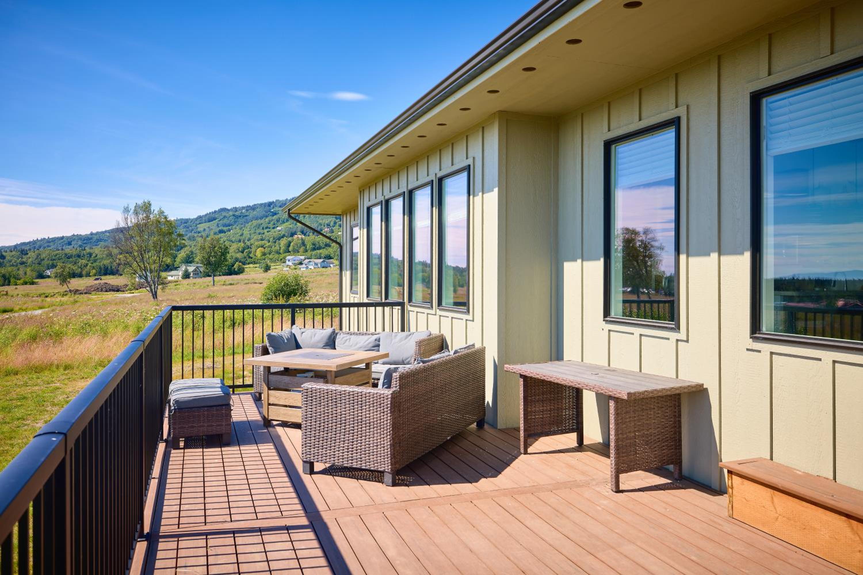 Homer Vacations - Halibut Hideaway at Kachemak Bay Kabins - Property Image 4