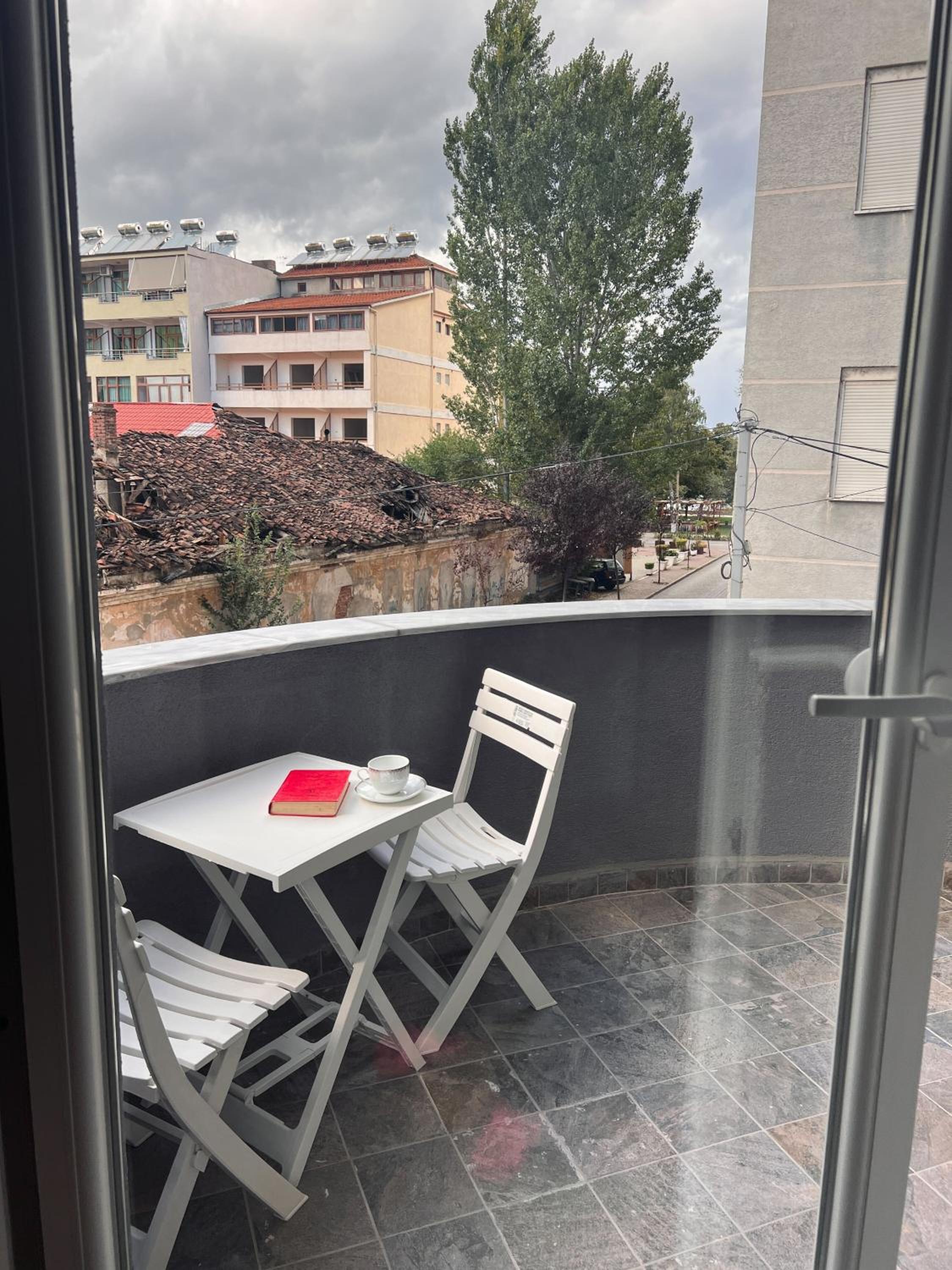 Cozy Apartment in Pogradec, near Ohrid Lake
