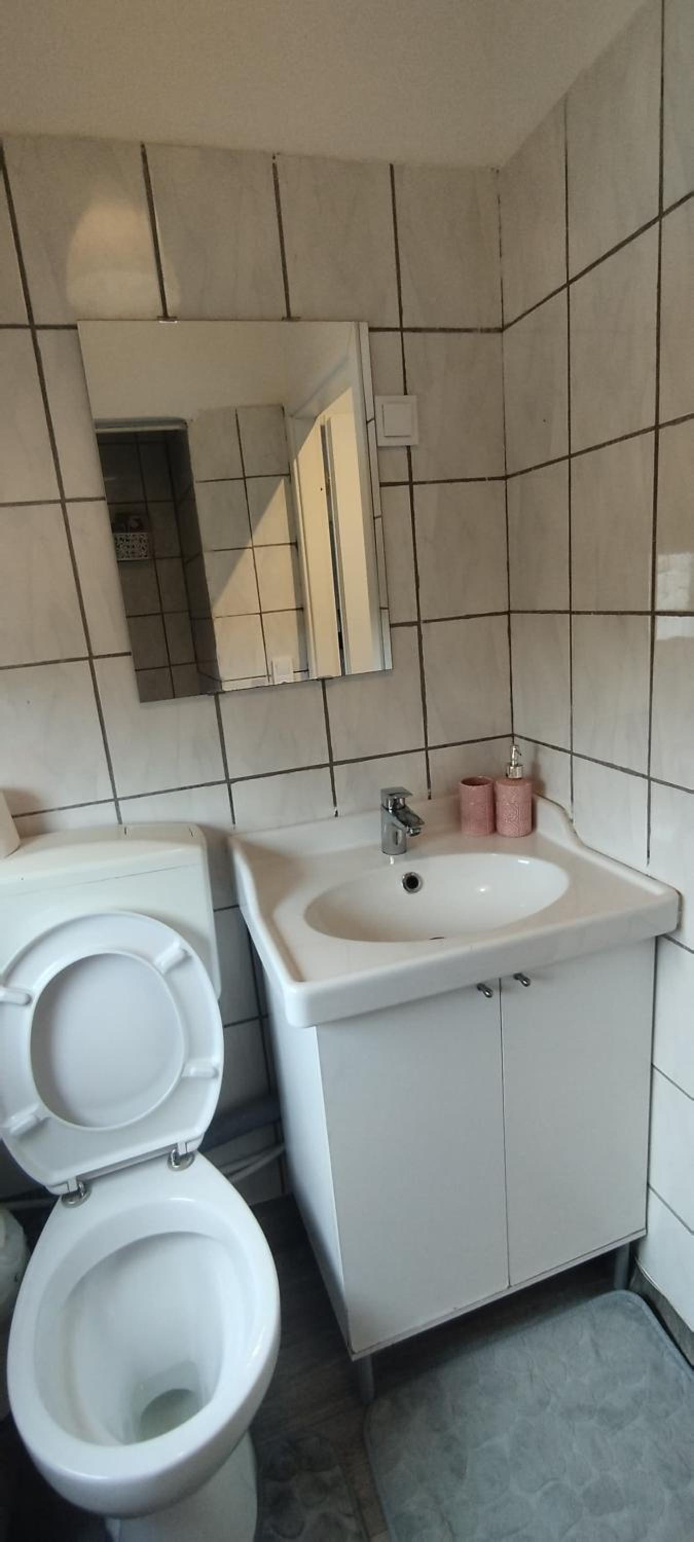 Daily Weekly Monthly Apartment