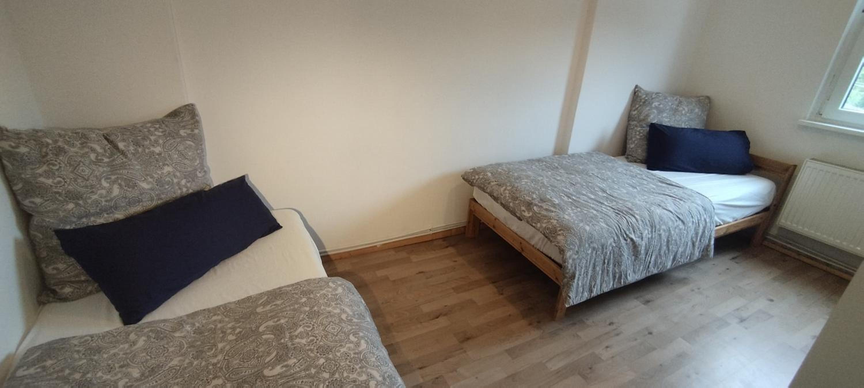 Daily Weekly Monthly Apartment