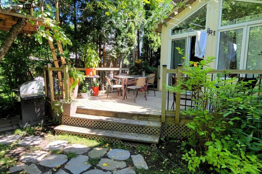 Charming 3 Bedroom House by Gatineau Park Home away from Home