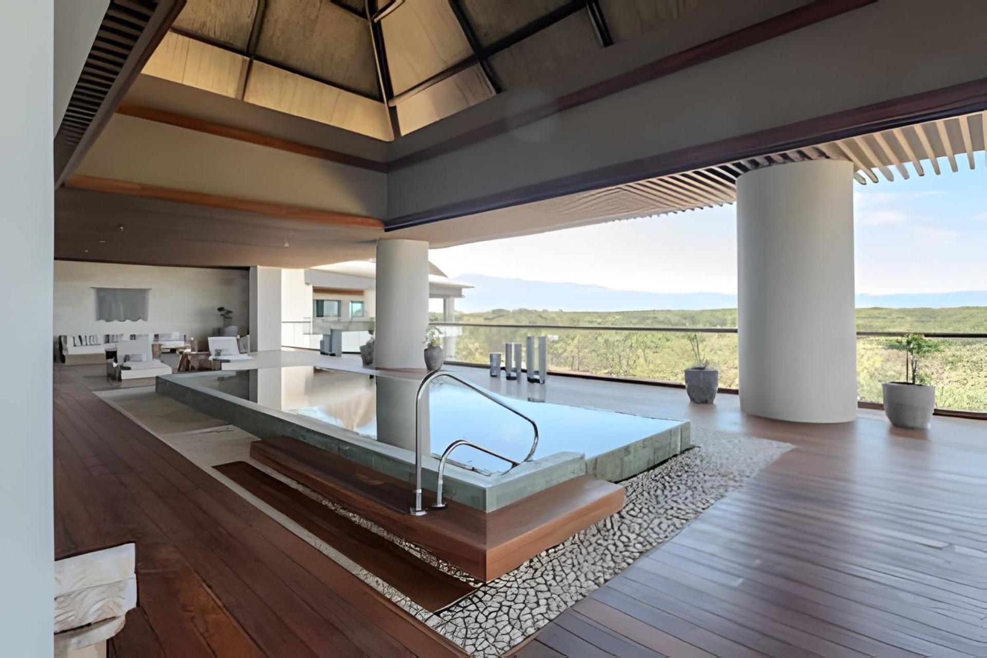 The Four Bedroom Empire Estates, fotografía 4