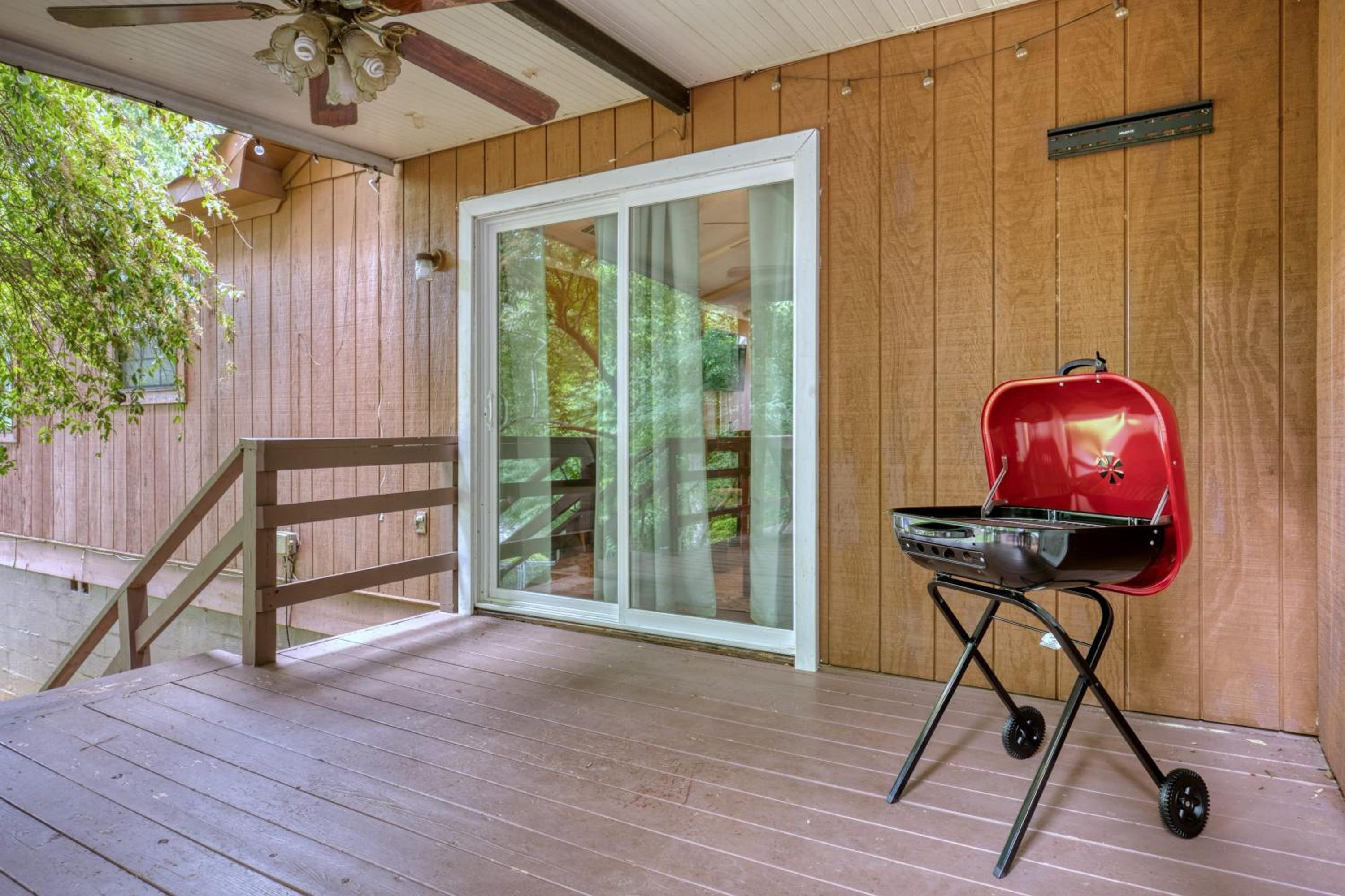 Columbus Vacations - Columbus Cabin Wooded Retreat W Large Yard - Property Image 22