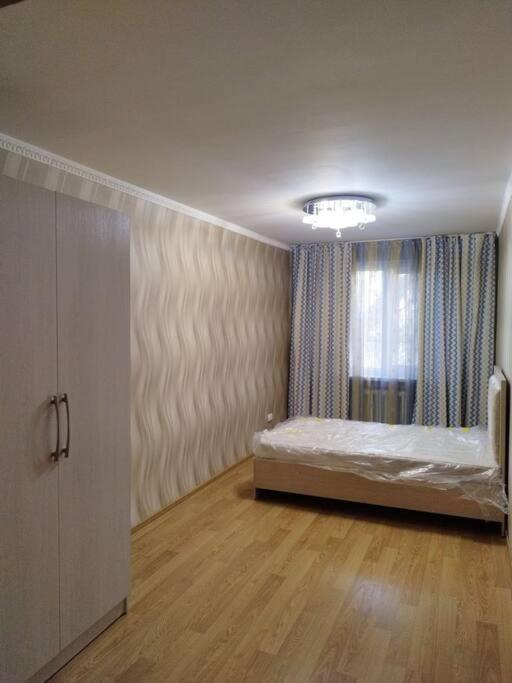 Lovely 2 Bedroom Apartment in Bishkek view 2