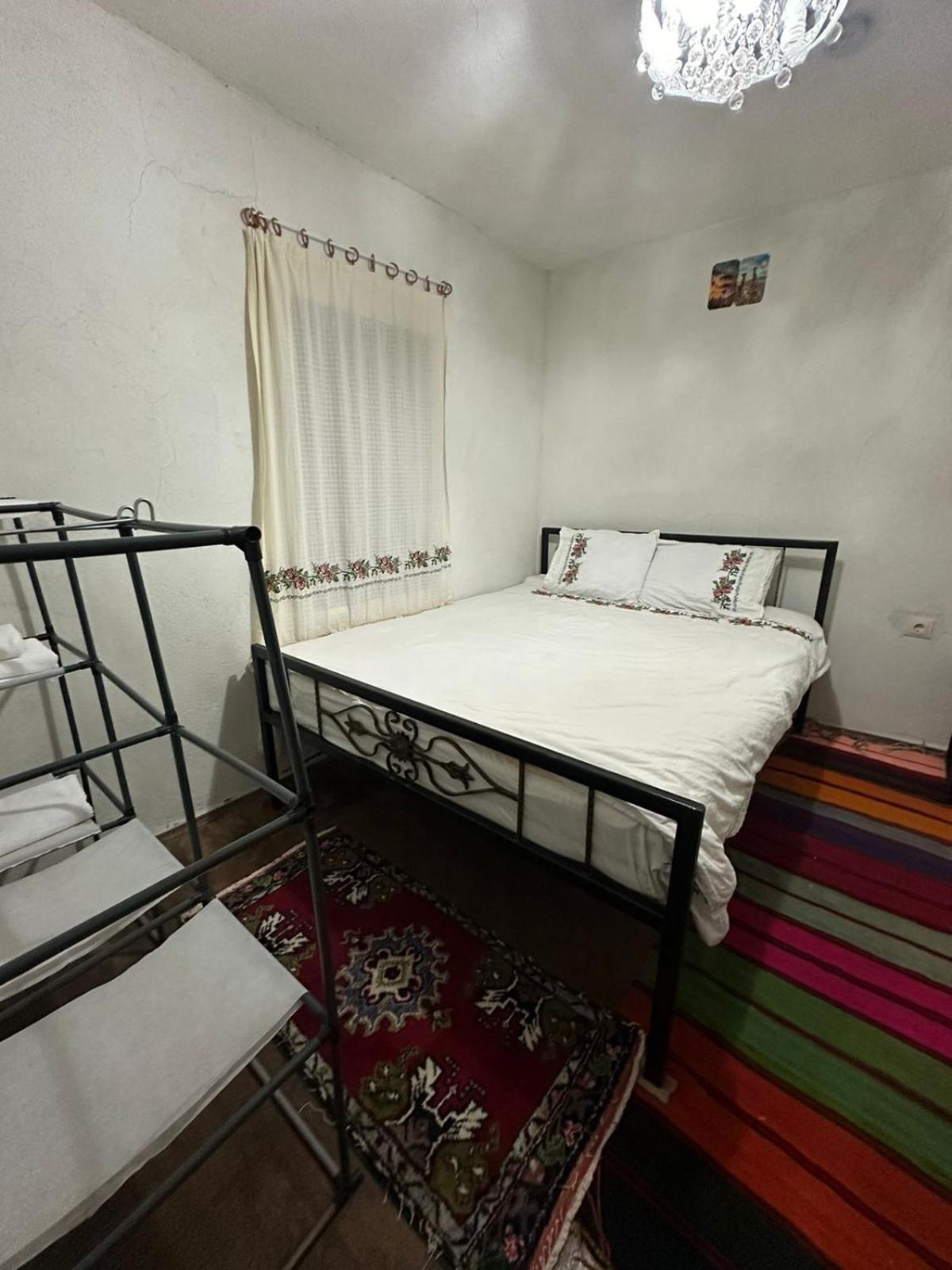Photo 51
