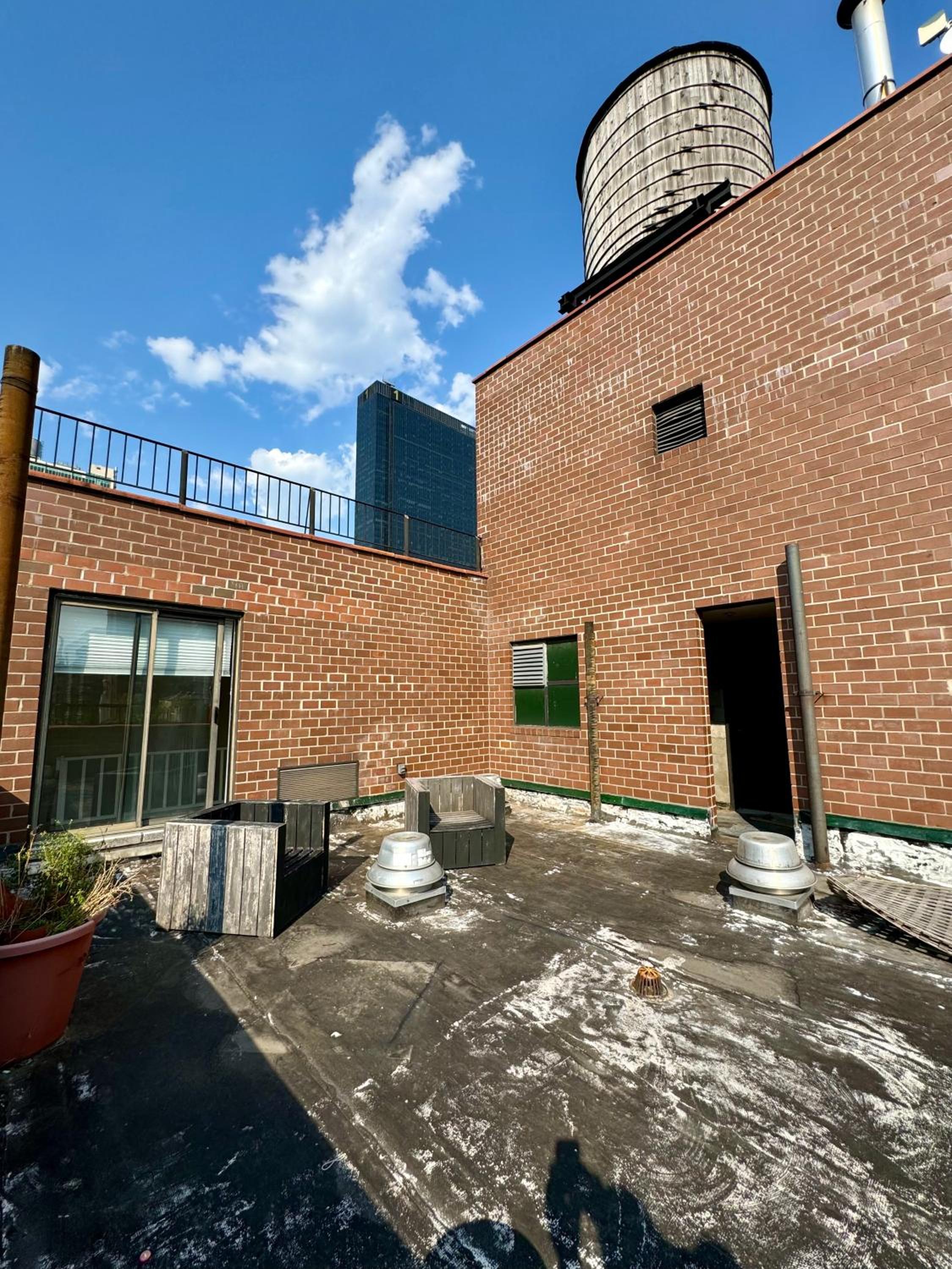 Stylish Duplex Penthouse with large Outdoor Space