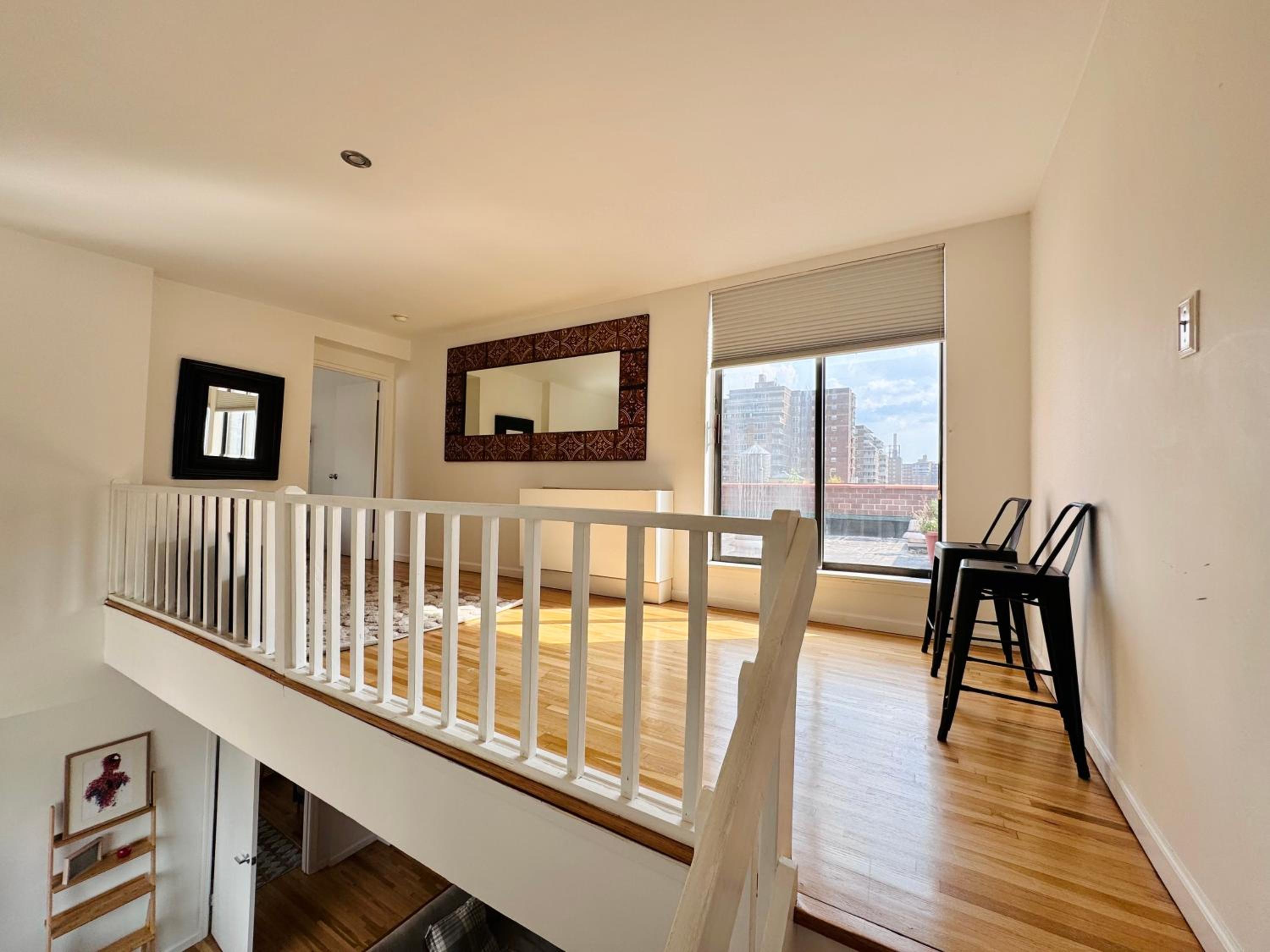 Stylish Duplex Penthouse with large Outdoor Space