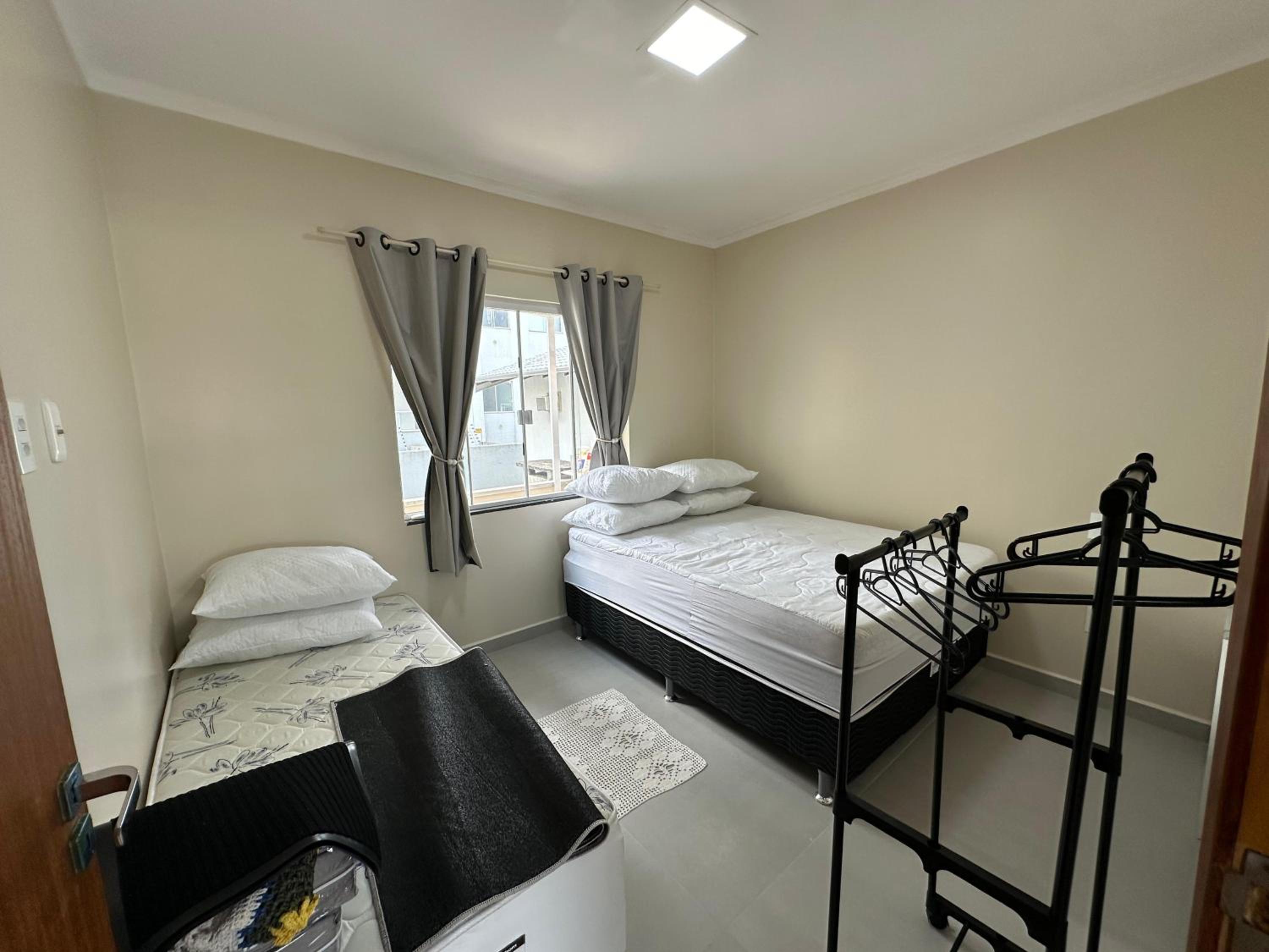 Duplex de 3 Quartos com Piscina - 140m da praia