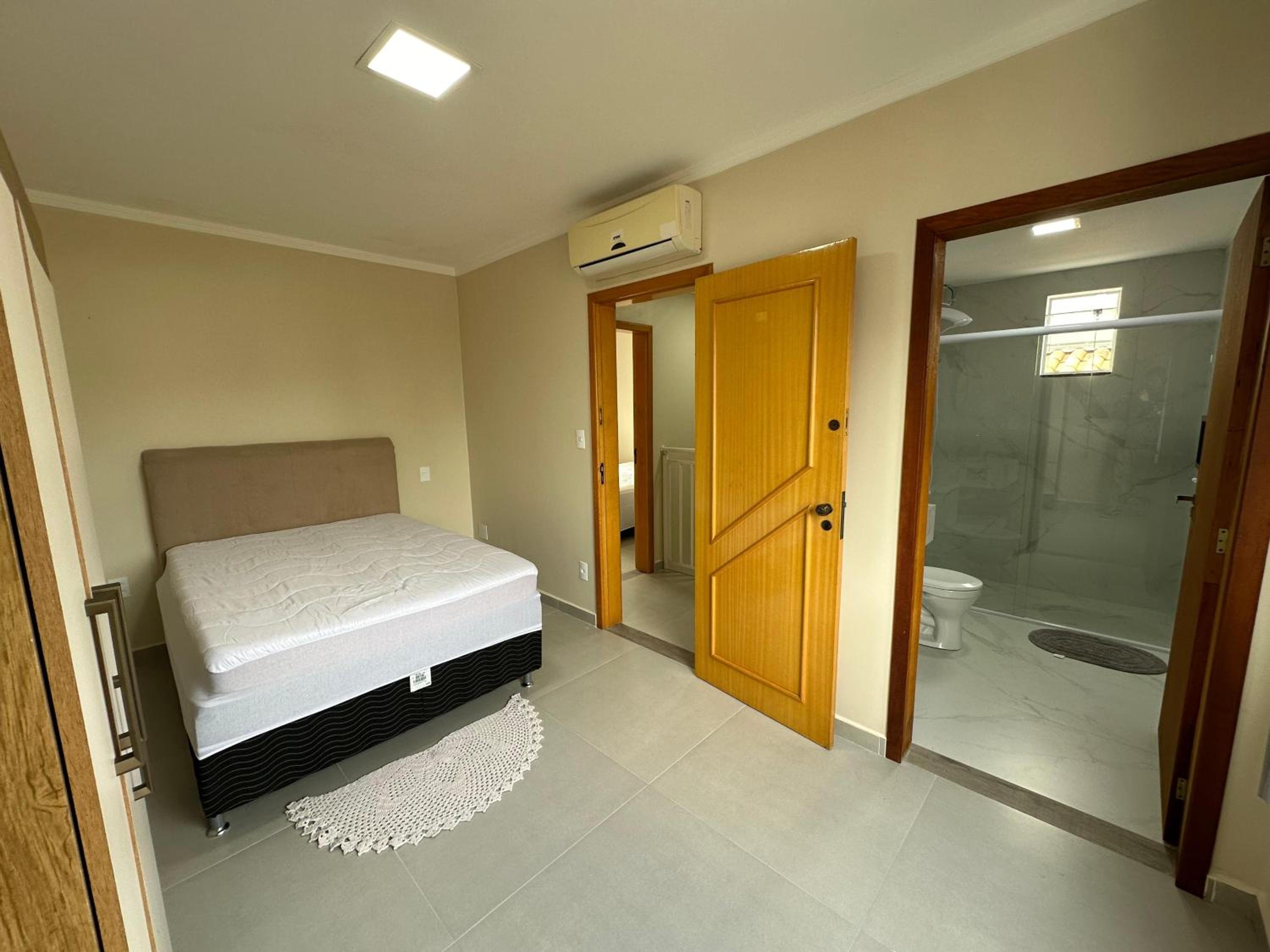 Duplex de 3 Quartos com Piscina - 140m da praia