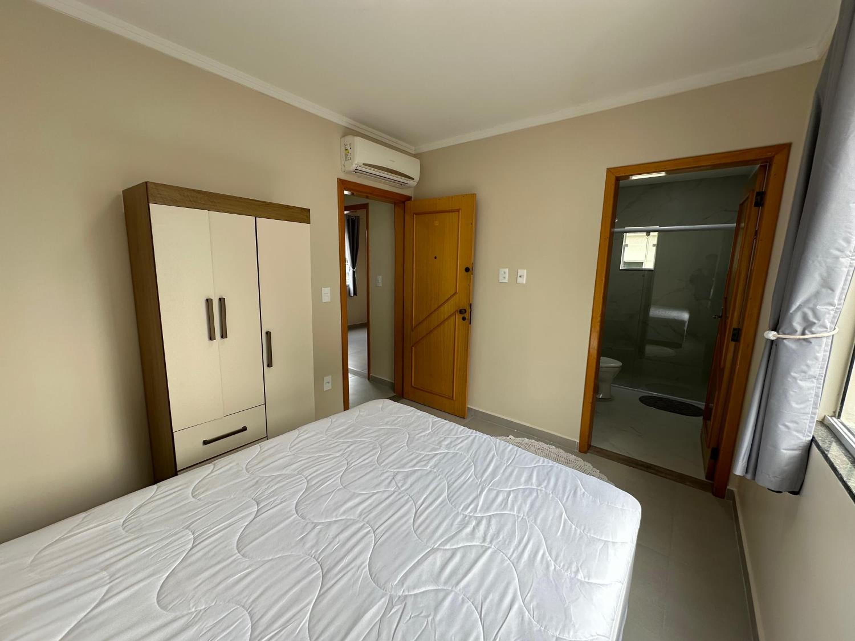 Duplex de 3 Quartos com Piscina - 140m da praia