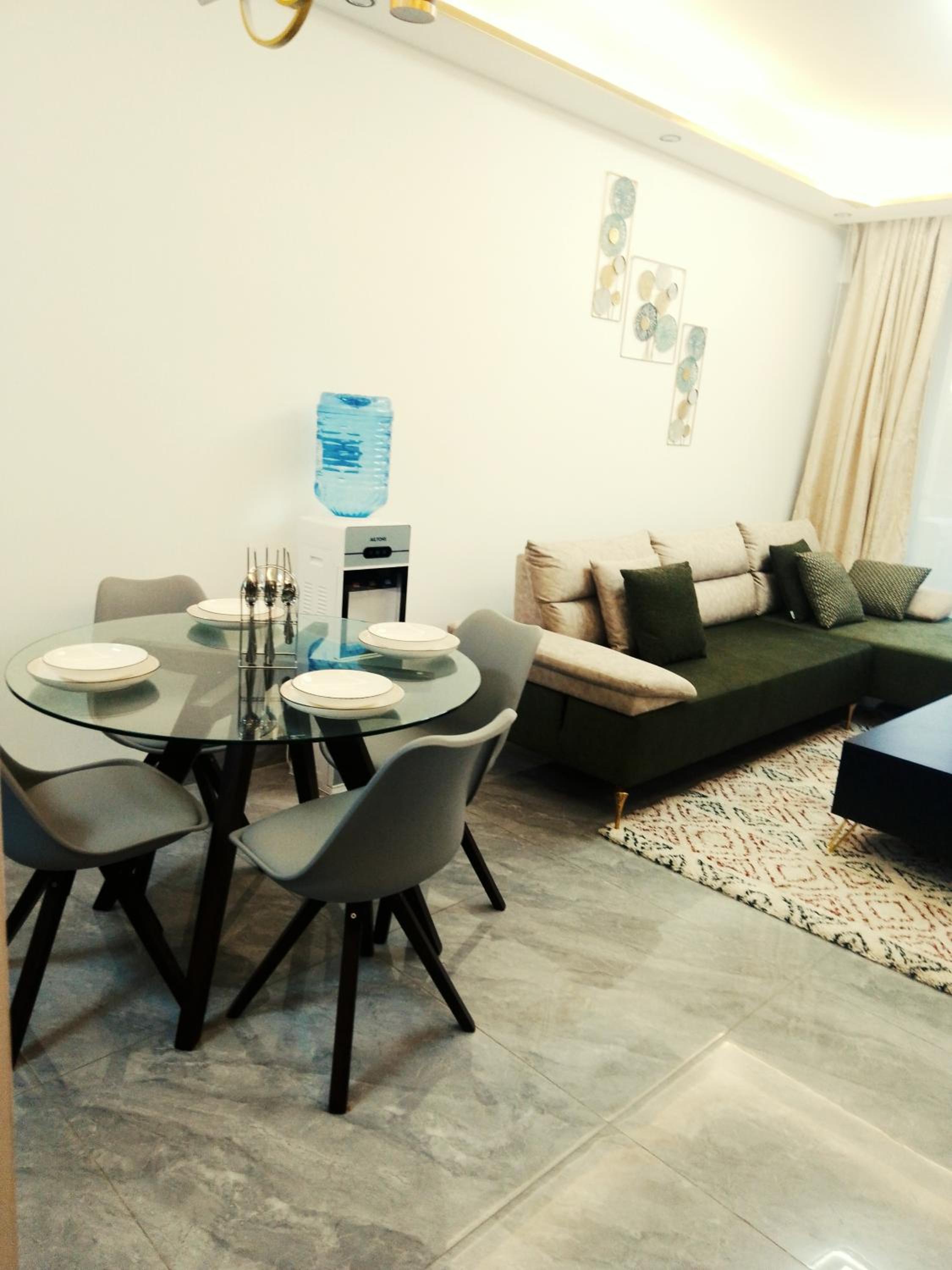 Luxurious 2 bedroom, Kilimani view 3