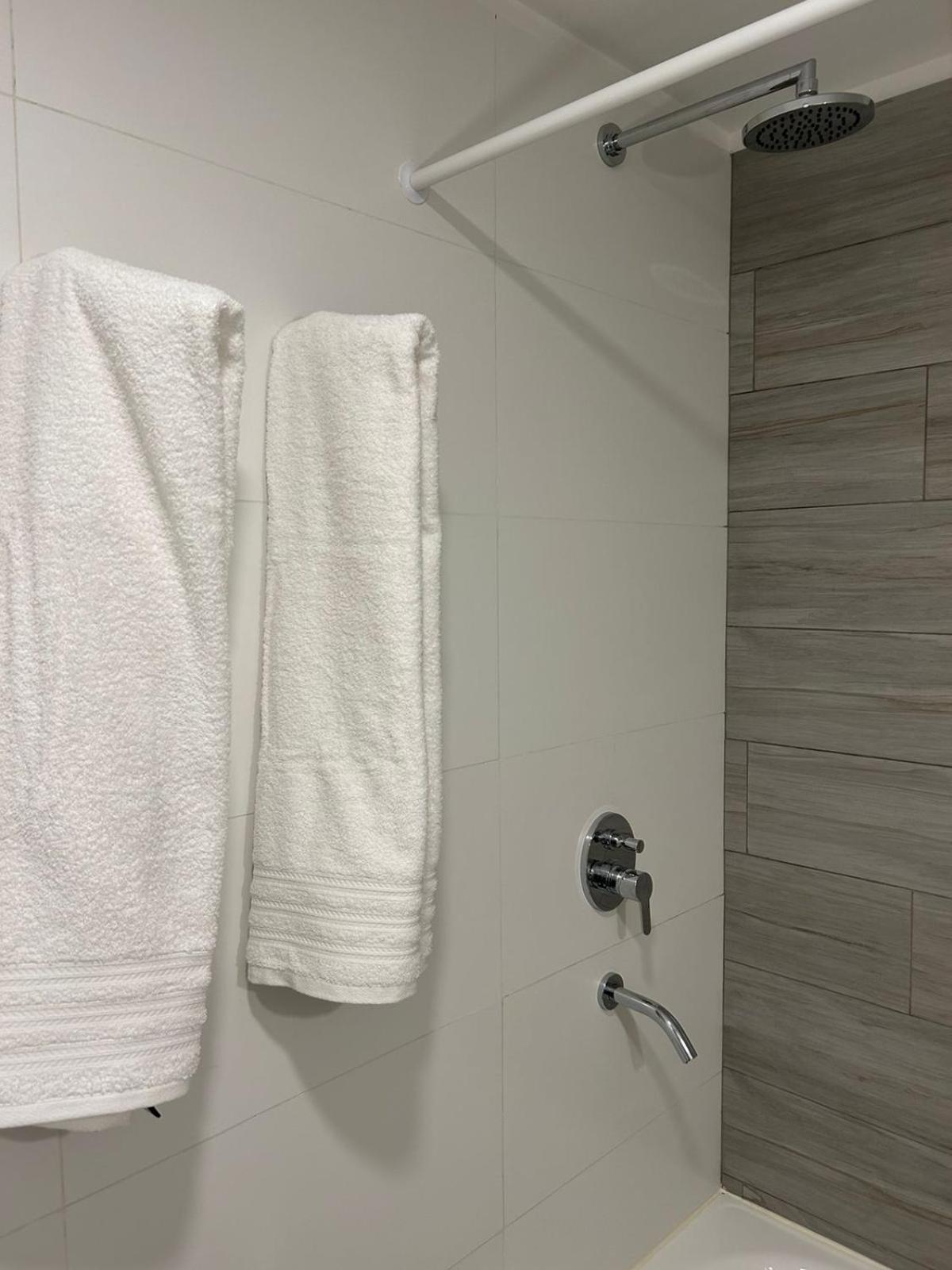 Deluxe Studio with Jacuzzi and CoWork in Palermo