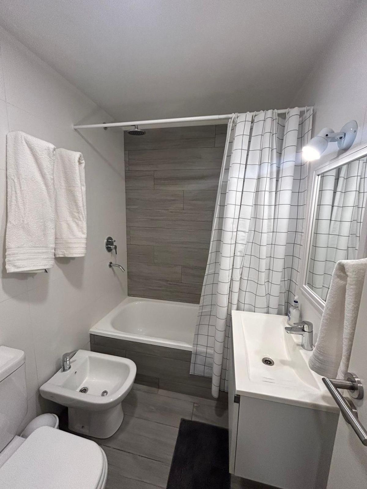 Deluxe Studio with Jacuzzi and CoWork in Palermo