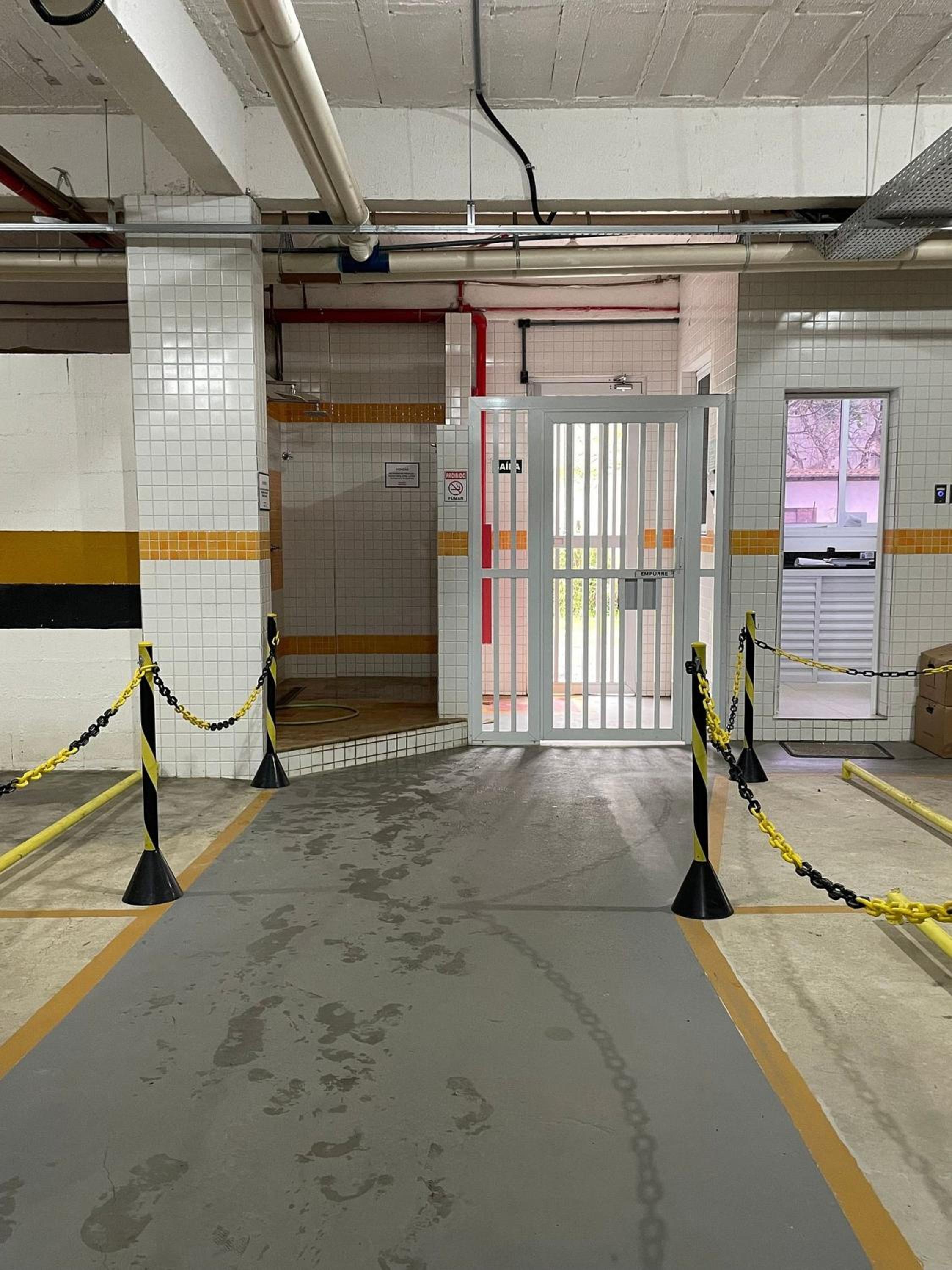 Apartamentos a 100m Praia das Toninhas PISCINA AQUECIDA