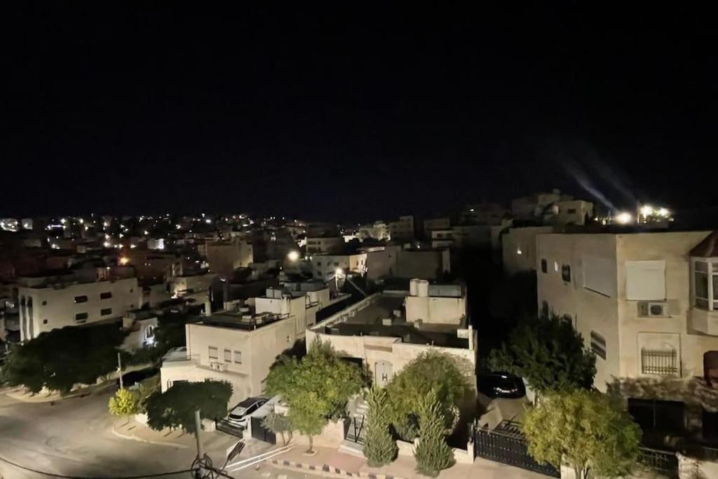Al-Mansour view apartment - Hotel furniture view 3