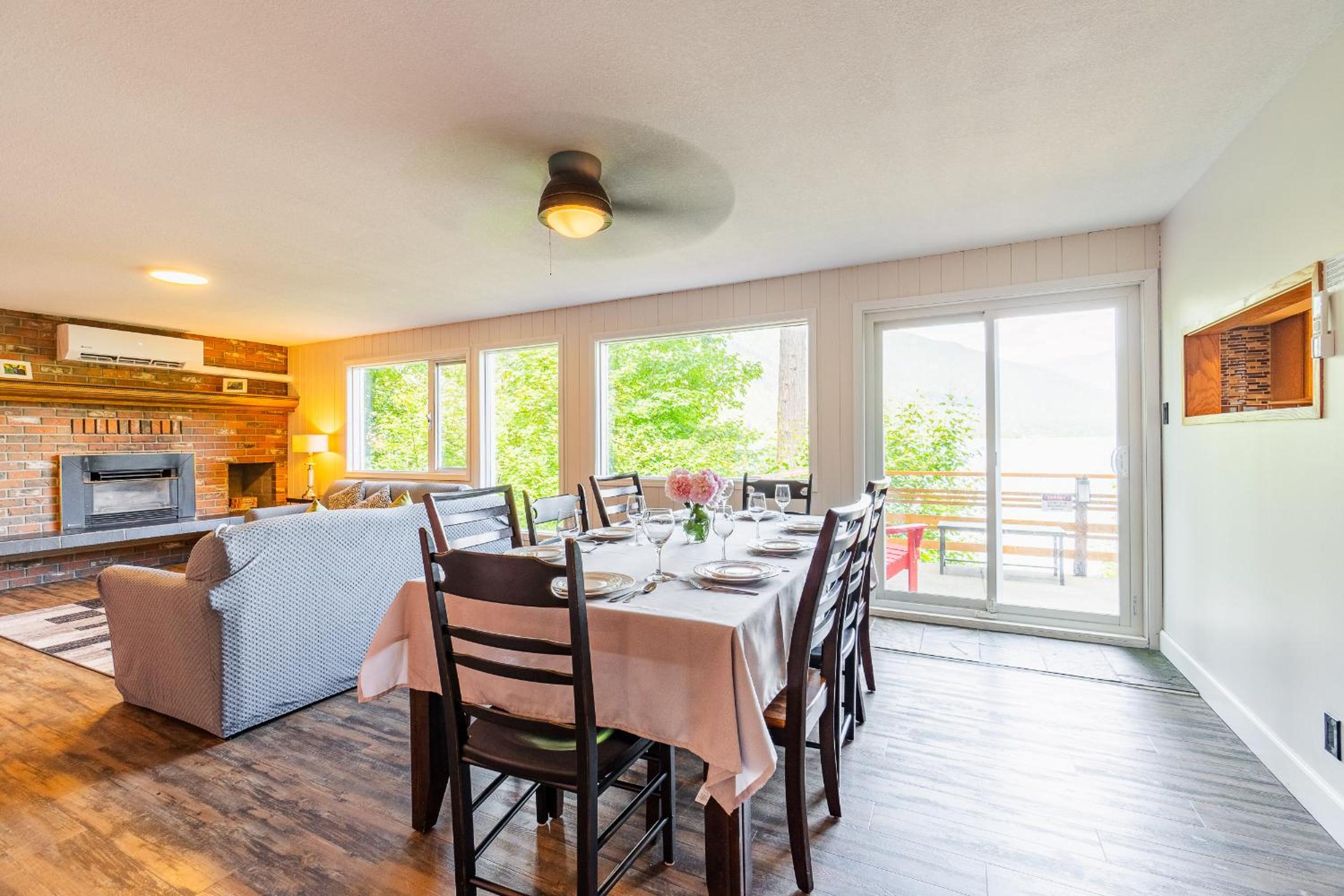Nelson, What a view, 3 bedrms, 2 Baths, full kitchen