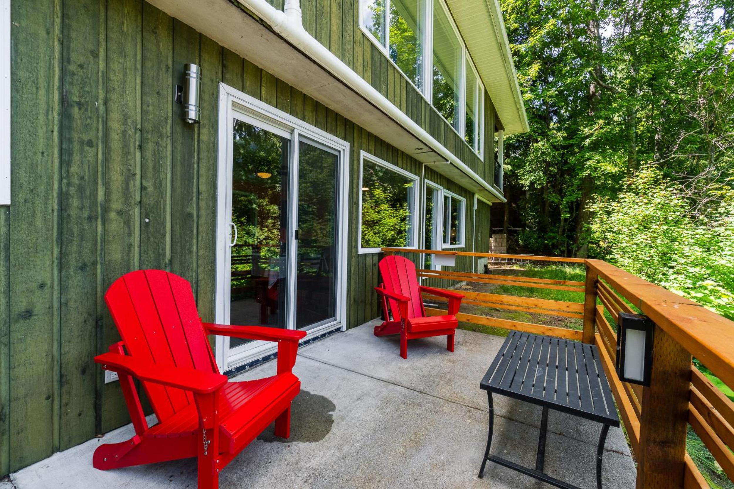 Nelson, What a view, 3 bedrms, 2 Baths, full kitchen